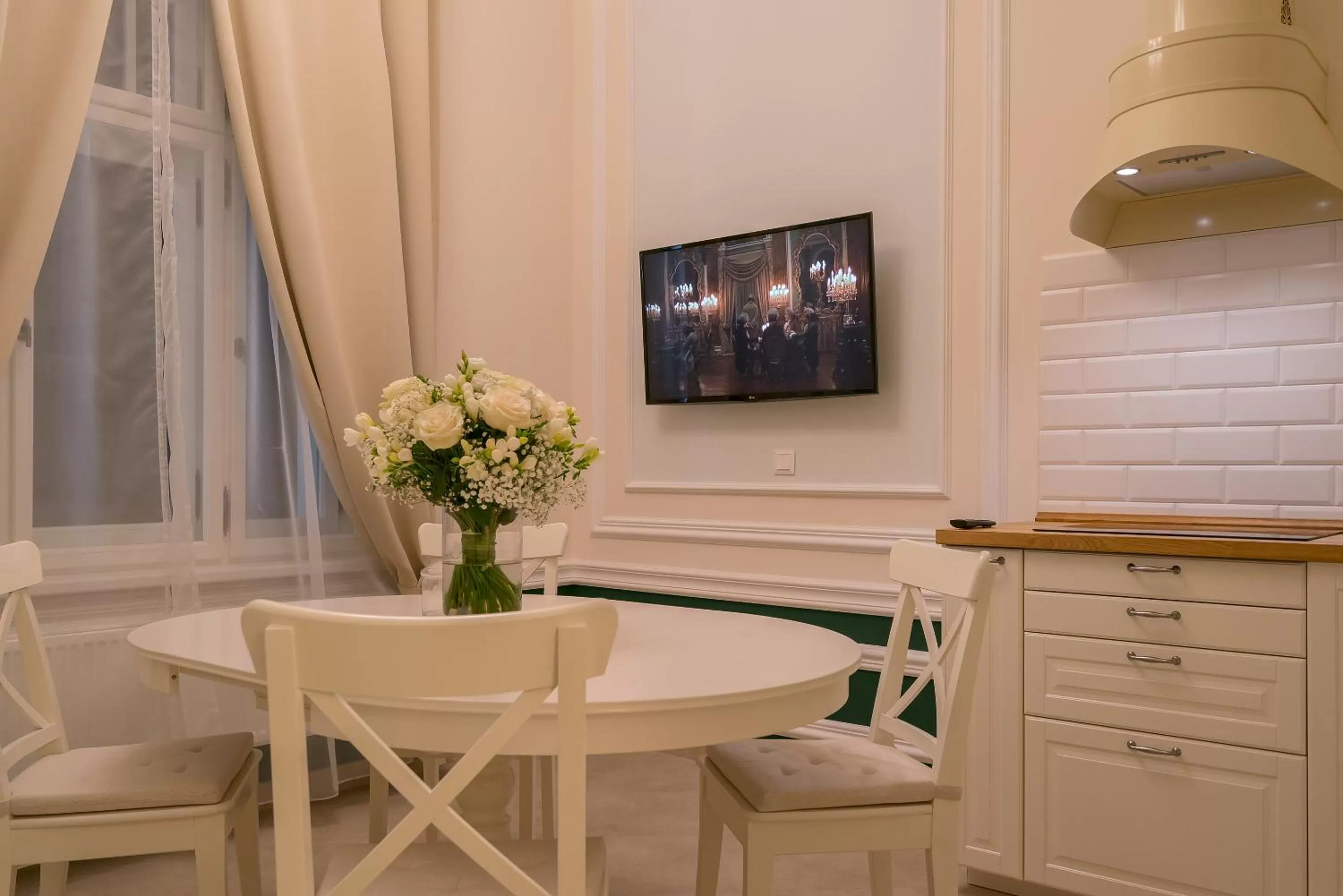 Night in Revelton Suites Karlovy Vary