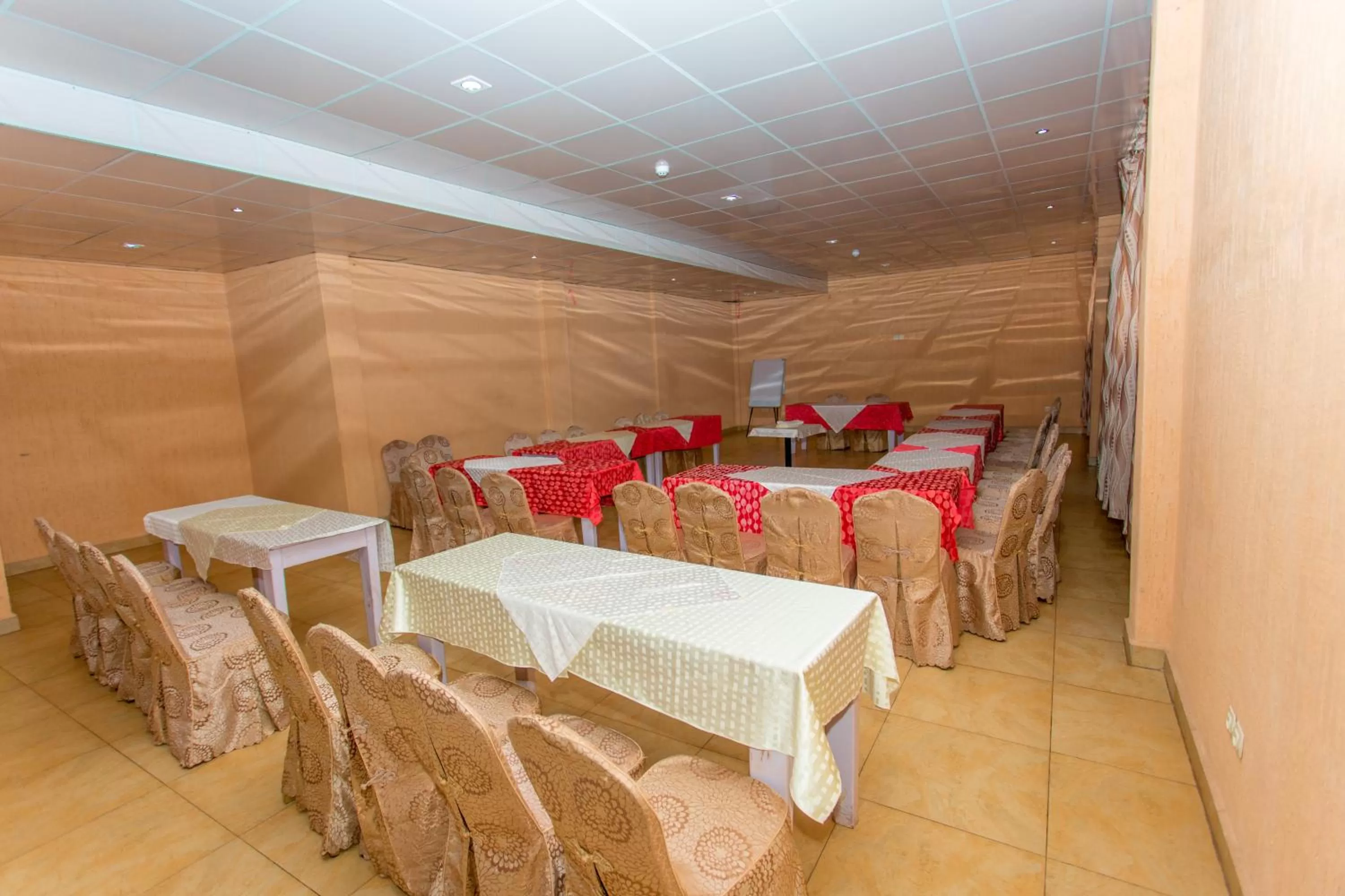 Meeting/conference room in Kigaliview Hotel and Apartments