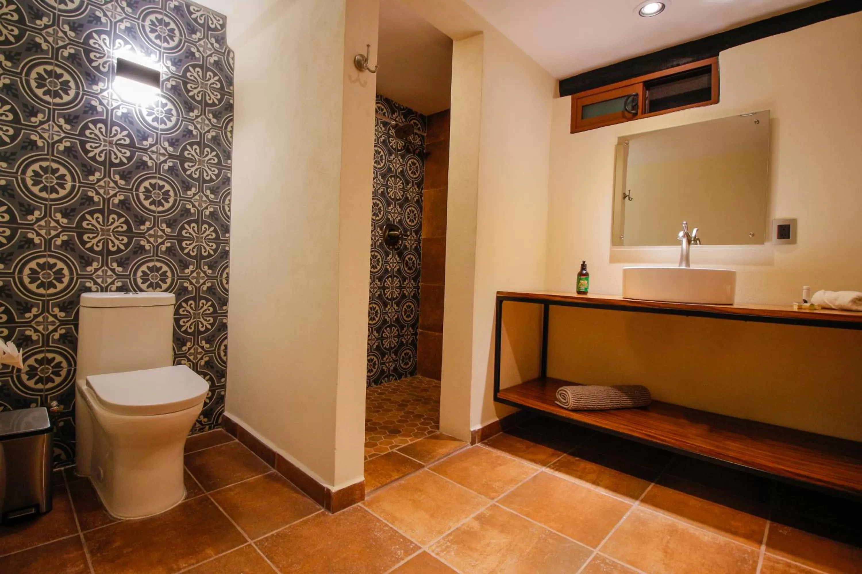 Bathroom in Hotel La Notaría