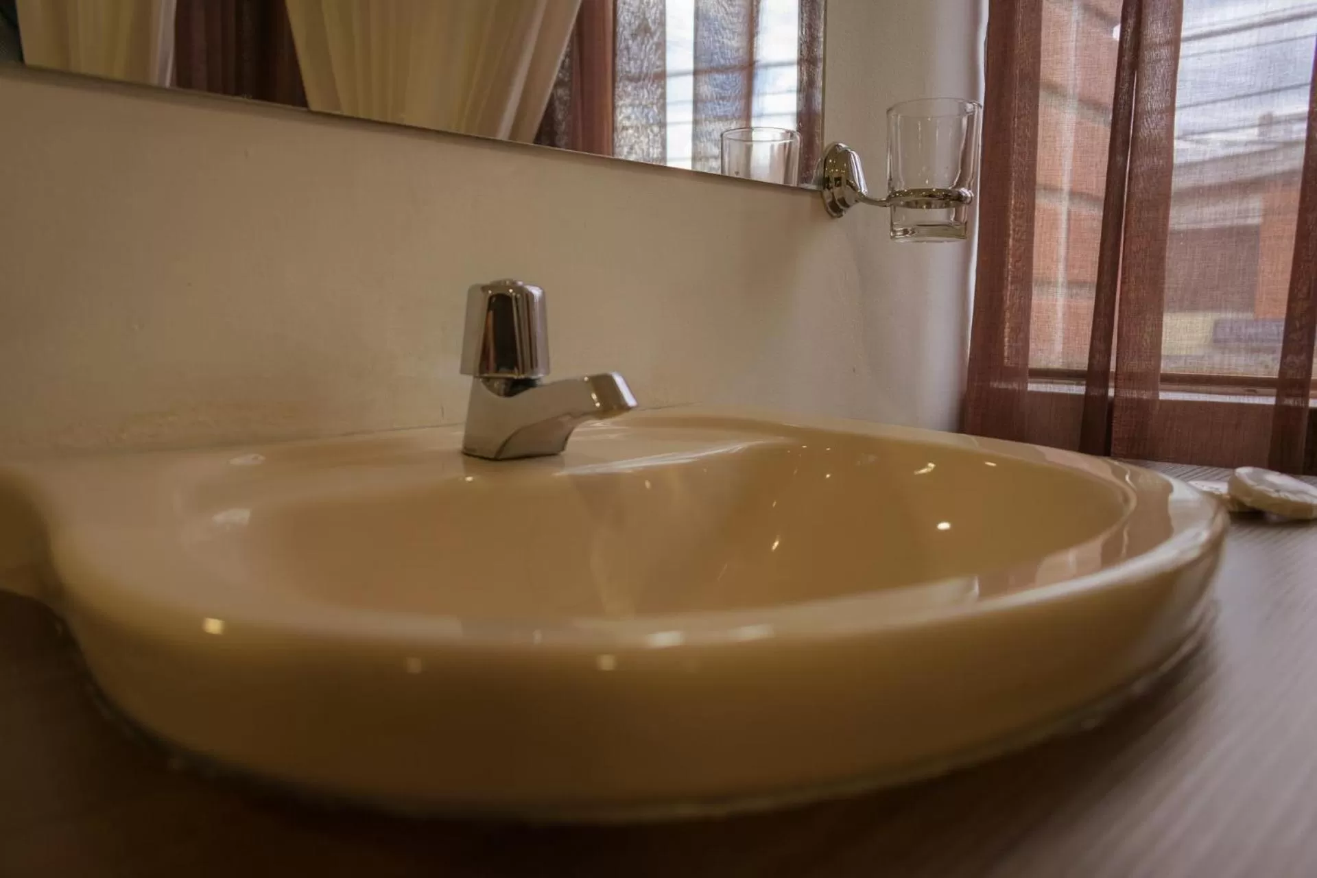 Decorative detail, Bathroom in Hotel Saint John