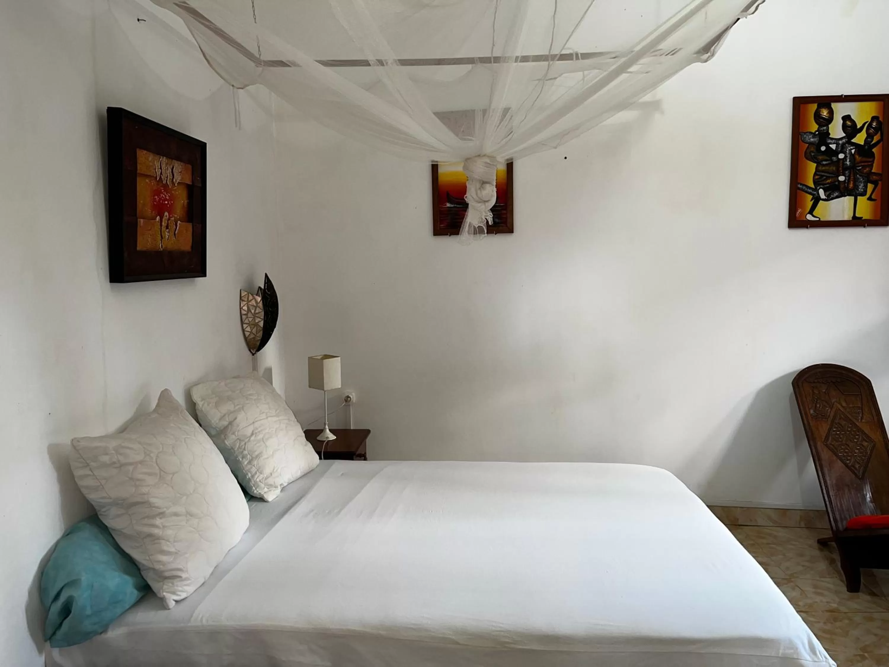 Bedroom, Bed in Régina Lodge Diégo Suarez Madagascar