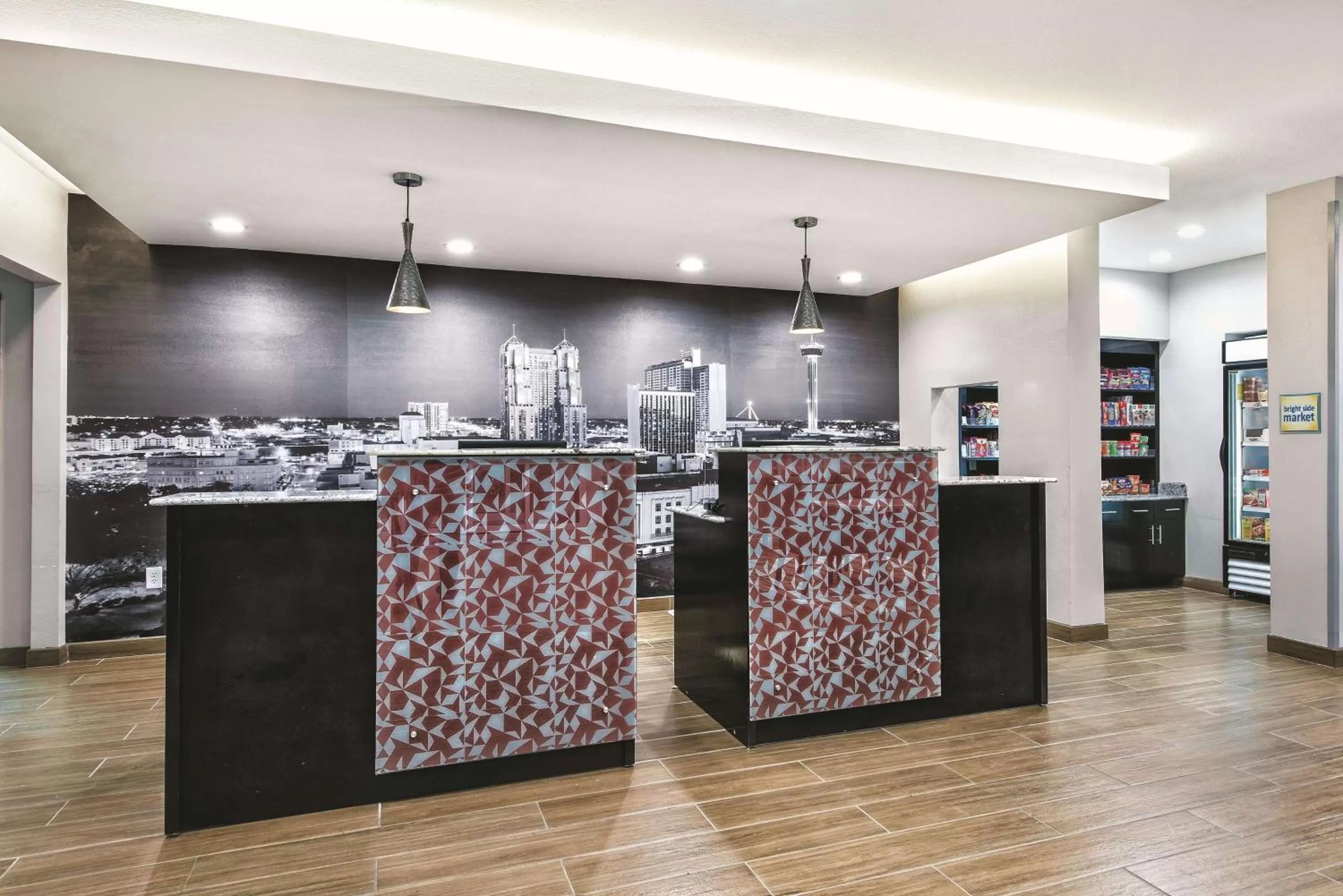 Lobby or reception in La Quinta by Wyndham San Antonio by Frost Bank Center