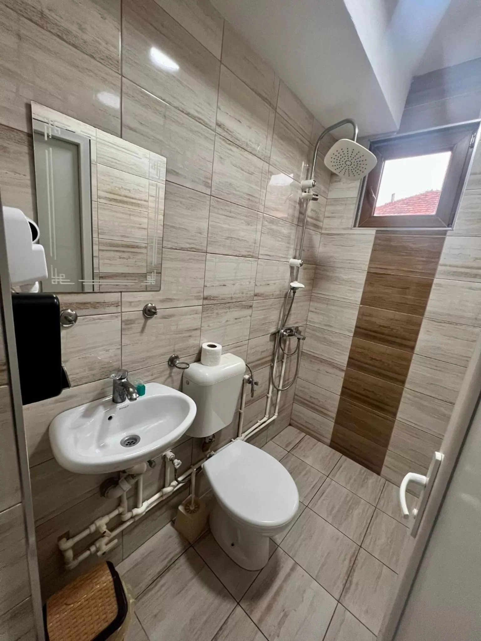 Bathroom in Motel Atika