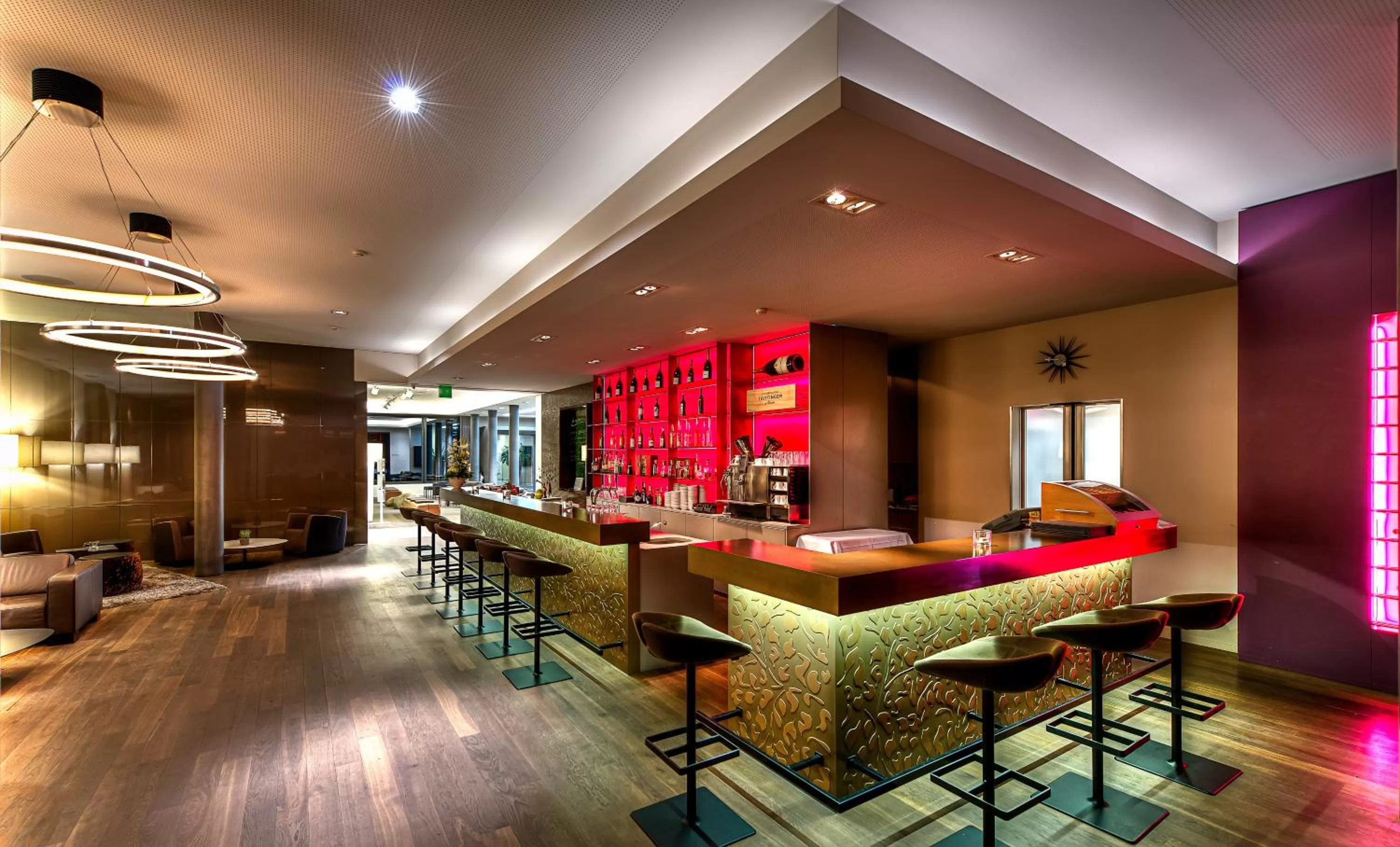Lounge or bar in Wellnesshotel Golfpanorama
