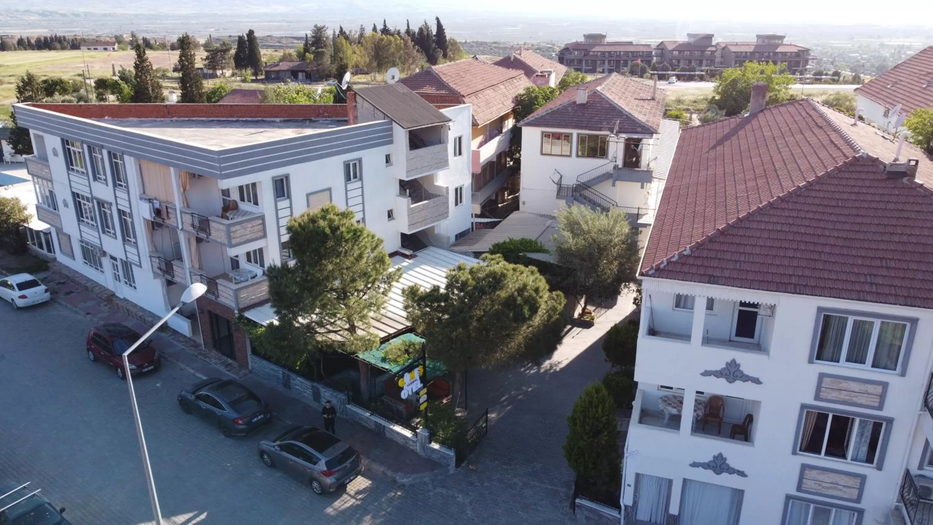 Facade/entrance, Bird's-eye View in GÜNEŞ APART OTEL