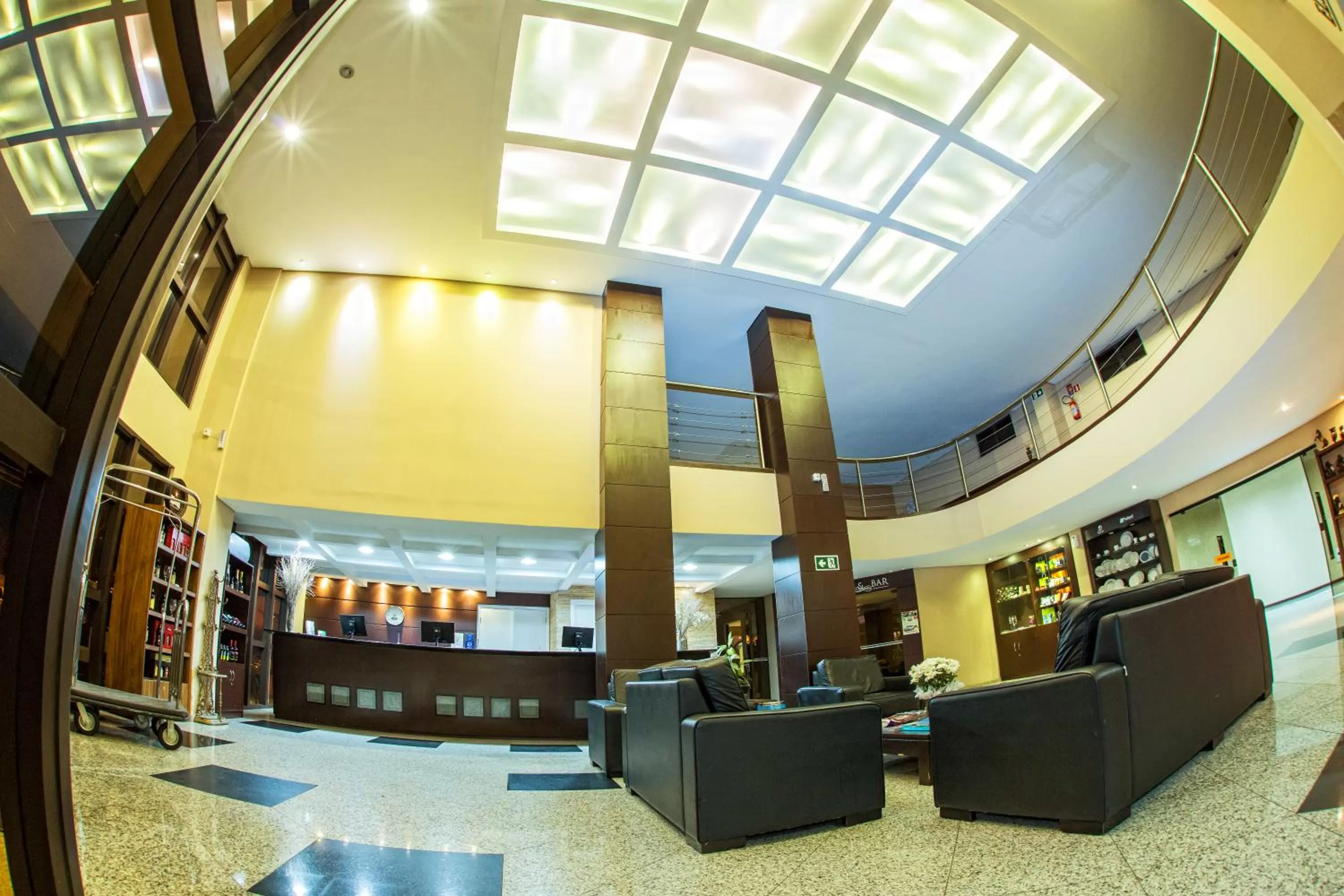 Lobby or reception in Hotel Campo Largo Comfort