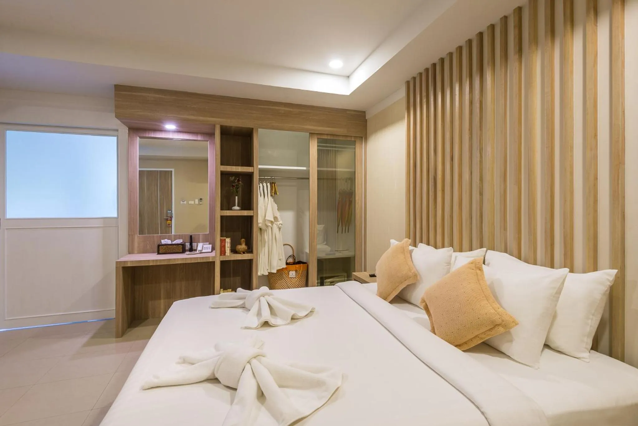 Bed in Lanta Sand Resort & Spa