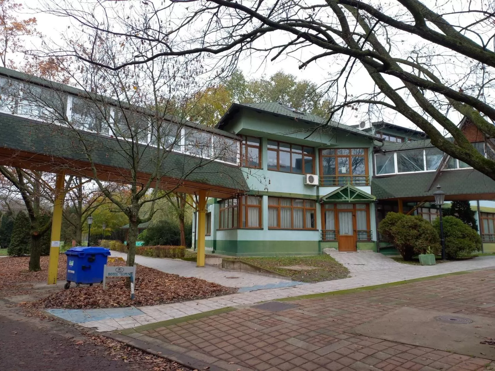 Property Building in Garni Hotel Lupus