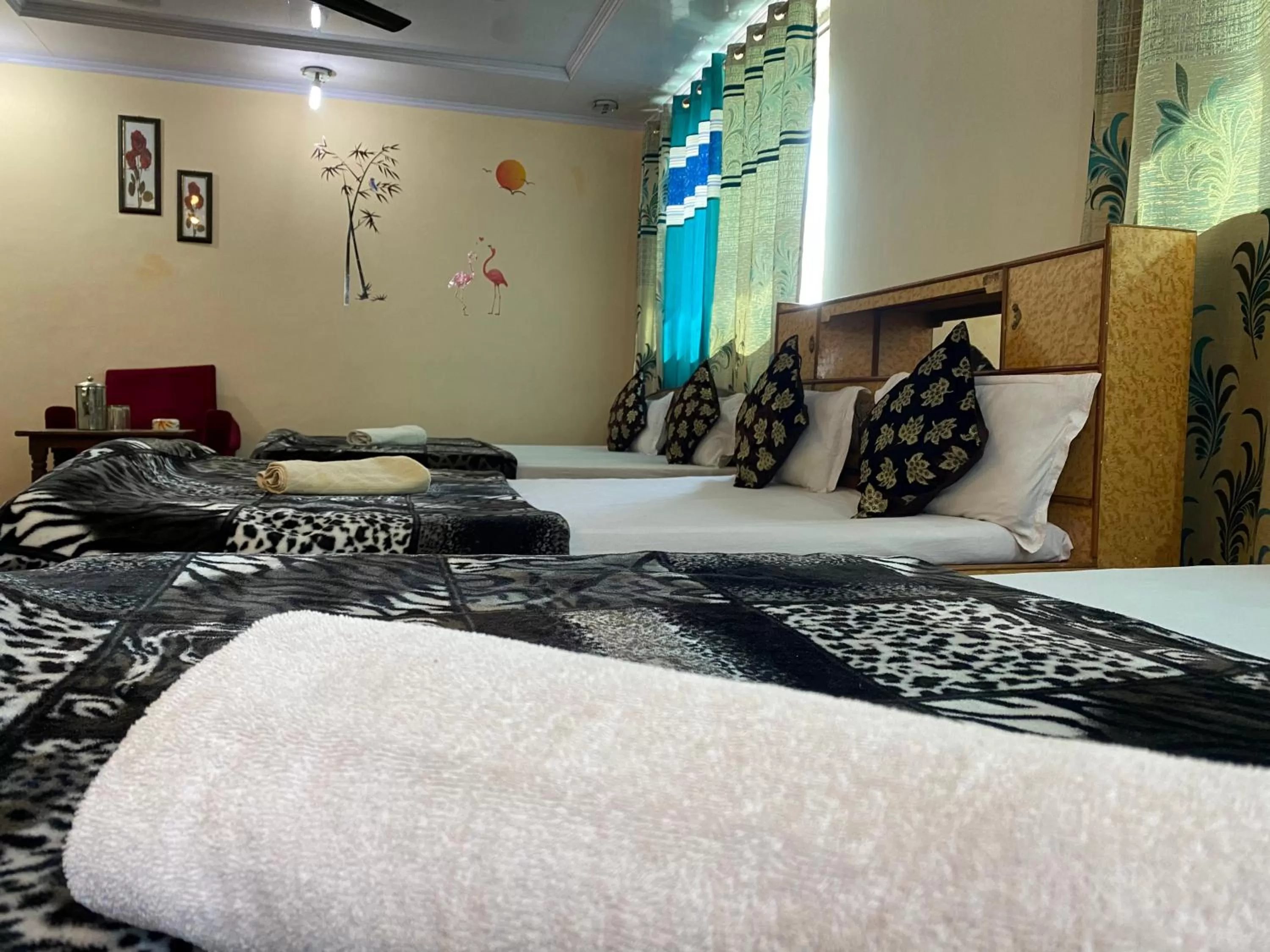 Bed in Hotel Young Mamta