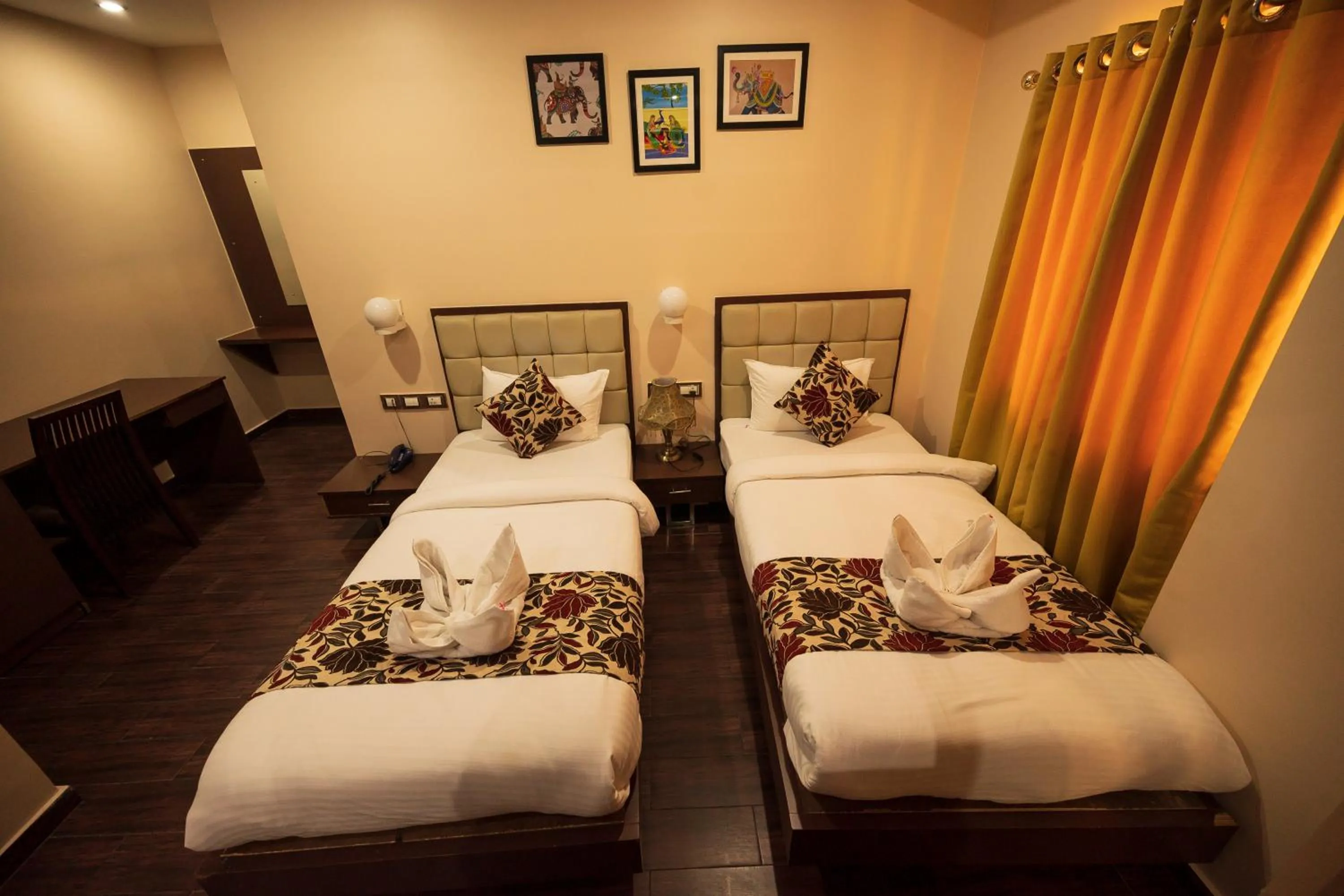 Bed in Rajdarbar Hotel & Banquet, Siliguri