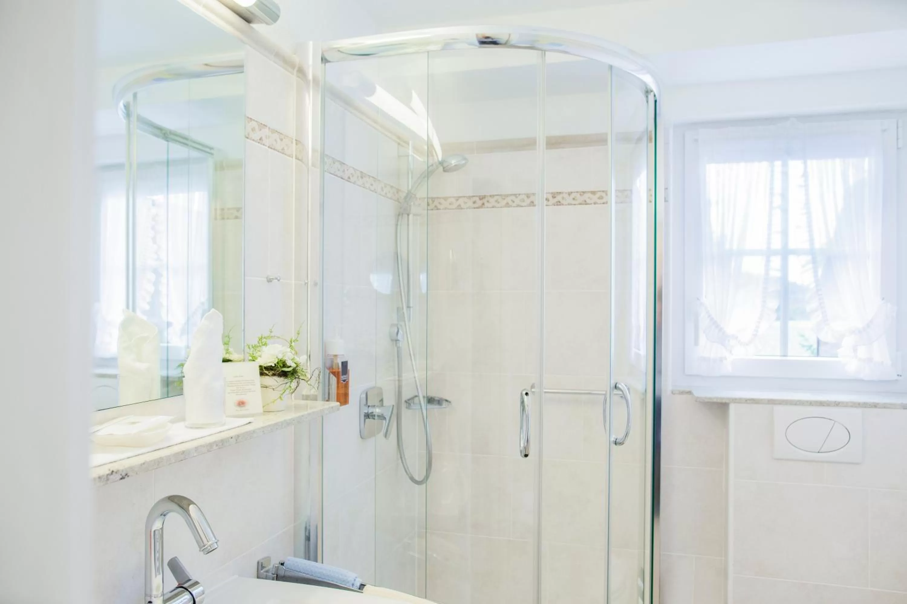 Bathroom in Kaisers Tanne - Premium Alles Inklusive Hotel