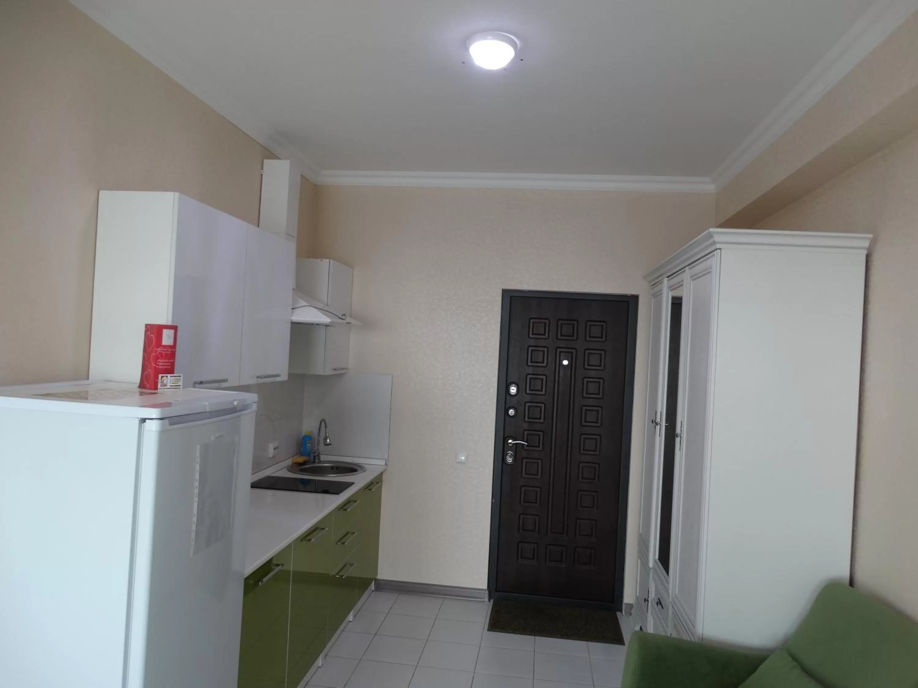 Kitchen/Kitchenette in Bon Mary Hotel