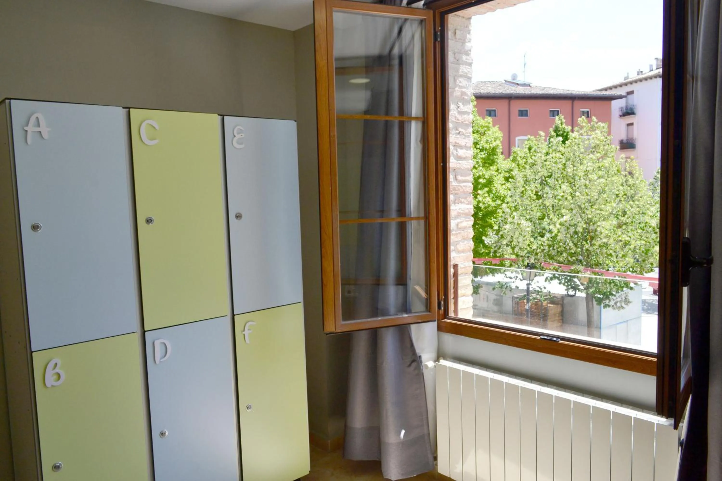 Area and facilities in Alda Estella Hostel