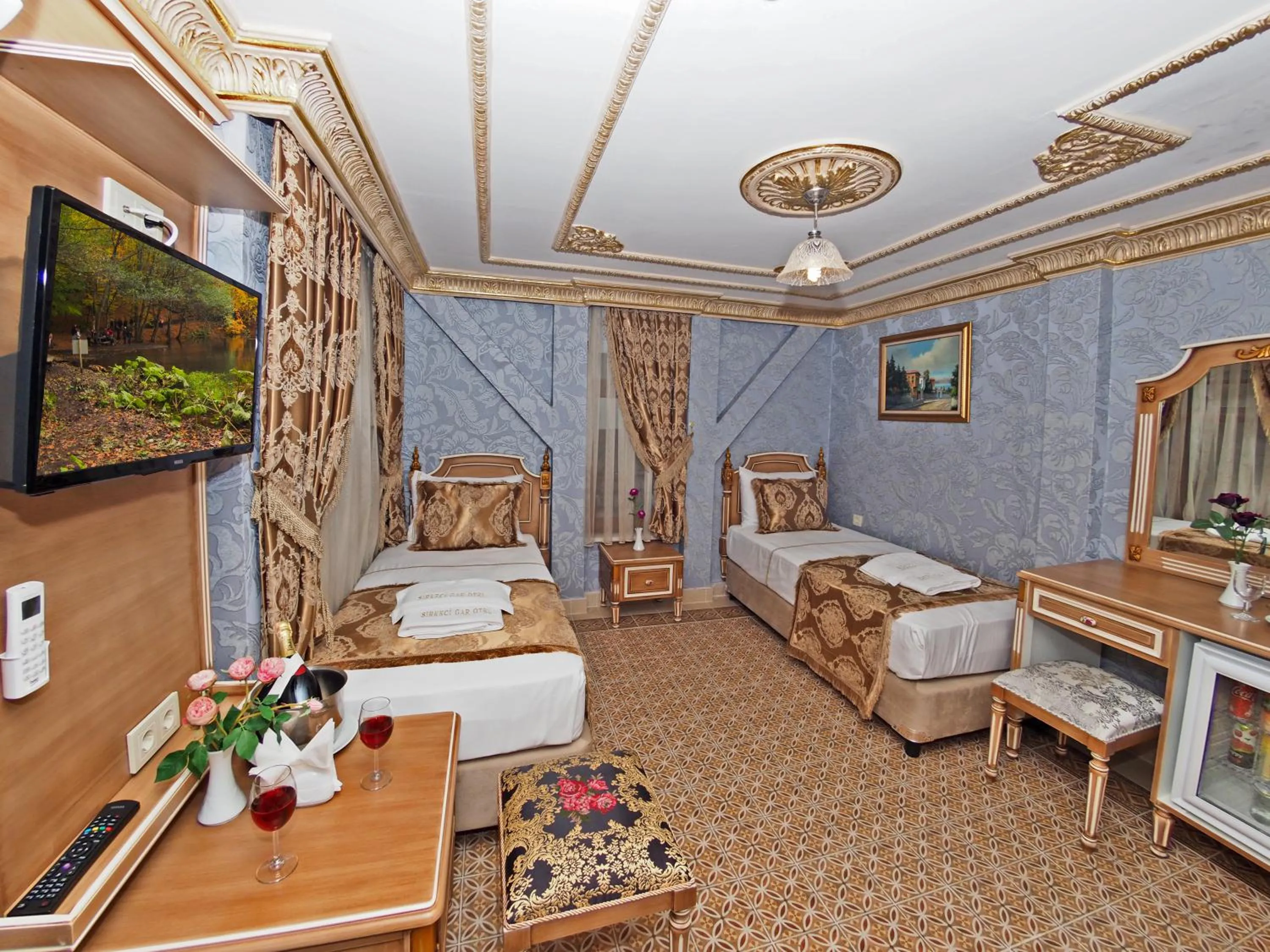 Bed in Glamour Classic Hotel Istanbul Sirkeci