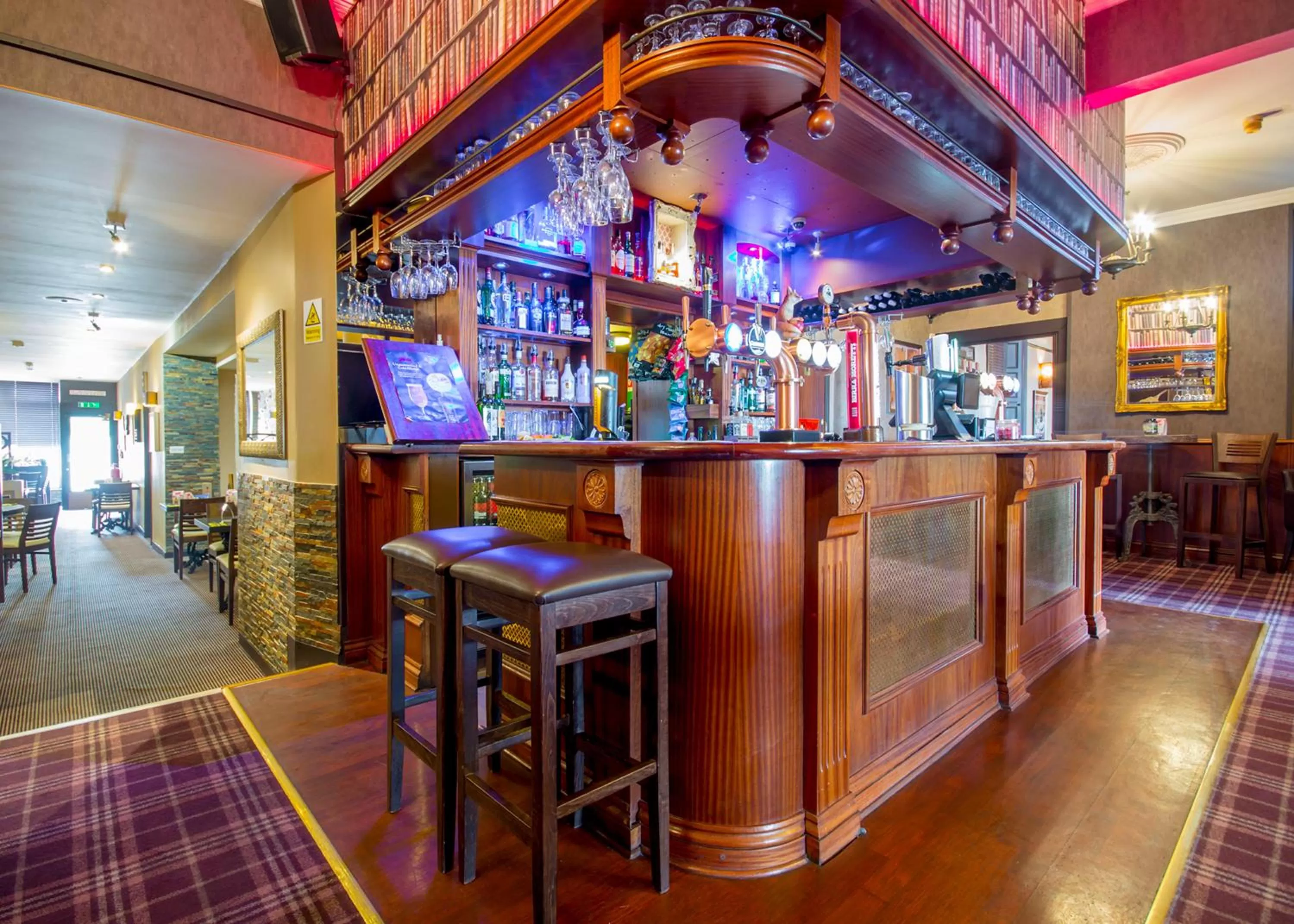 Lounge or bar in Smiths Hotel