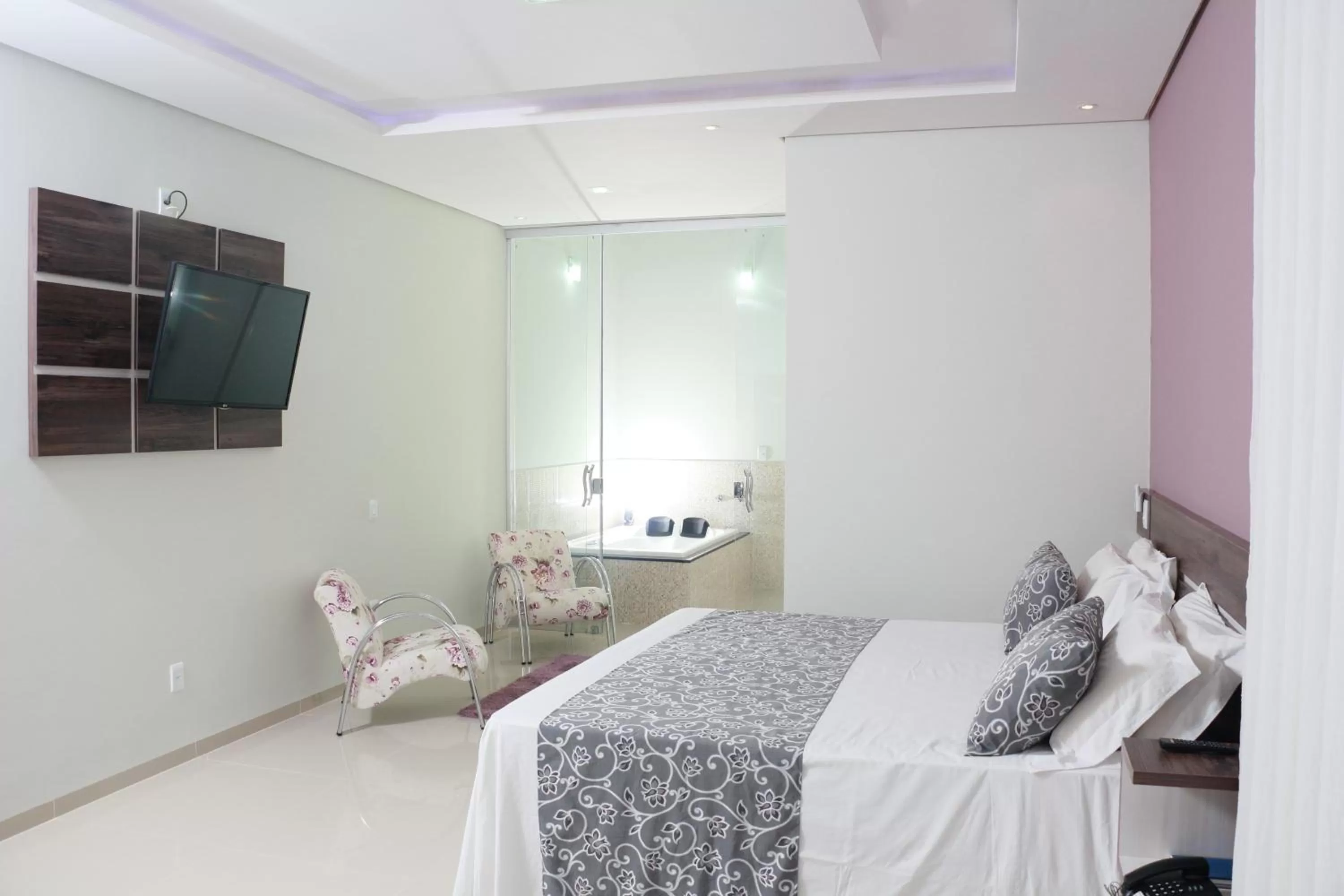 Bed in Hotel e Locadora Vizon