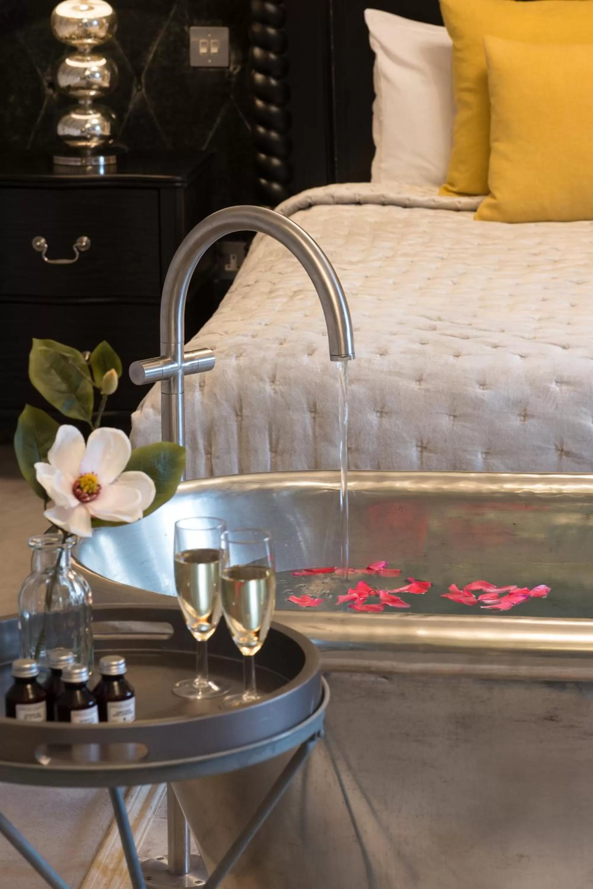 Bed in Best Western Red Lion Hotel