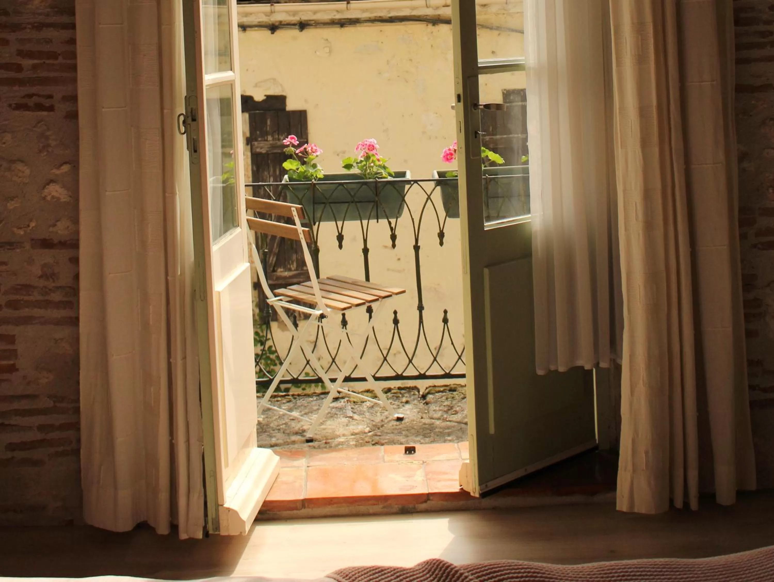 Balcony/Terrace in MaDamenFrance