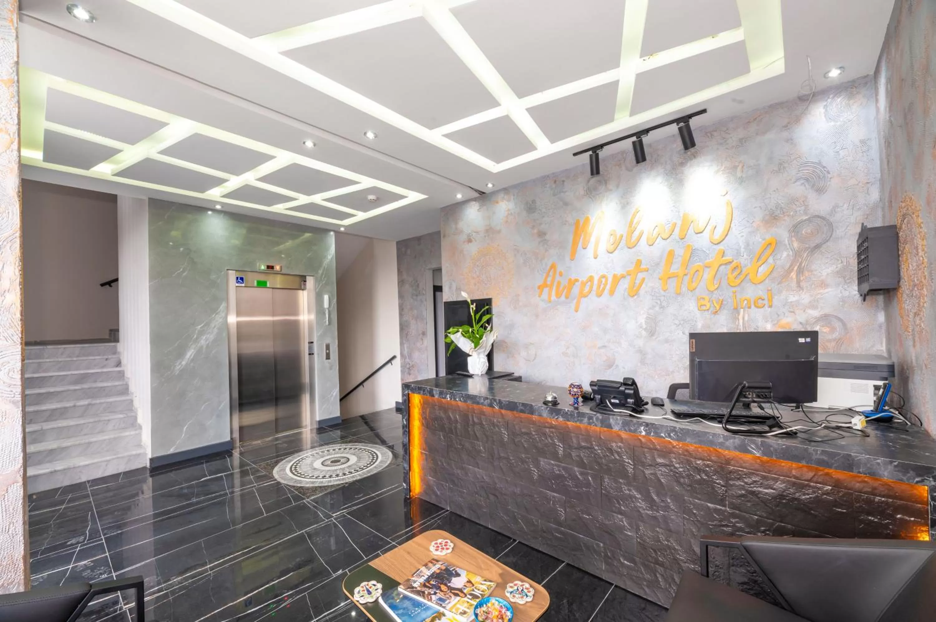 Lobby or reception in Melanj Airport Hotel