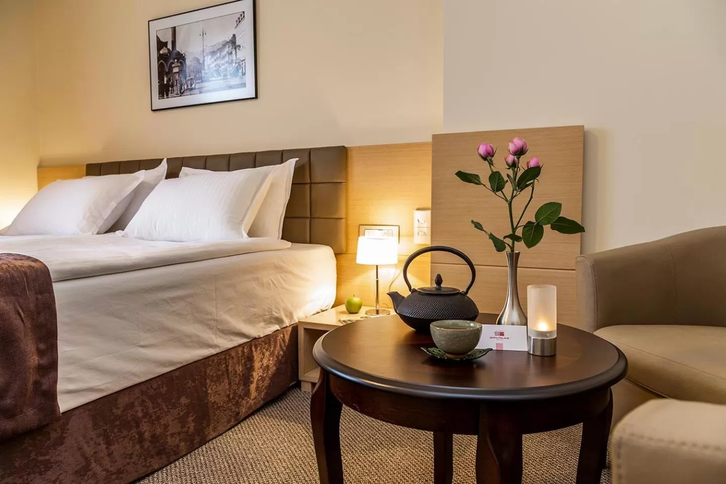 People, Bed in Sofia Palace Hotel by HMG