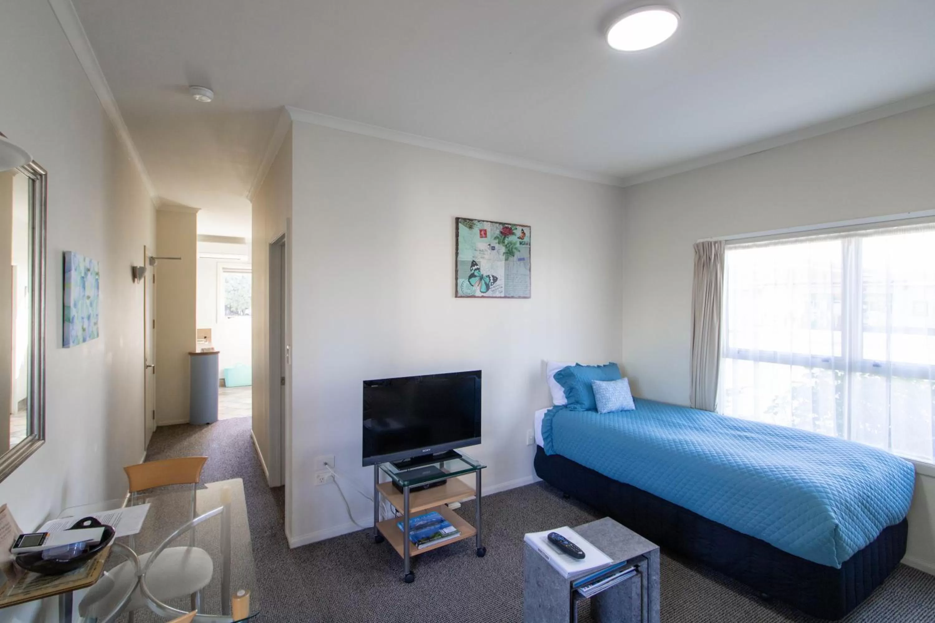 Bed in Tuscany On Thames