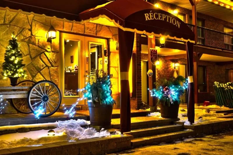 Facade/entrance in Complexe Le 60