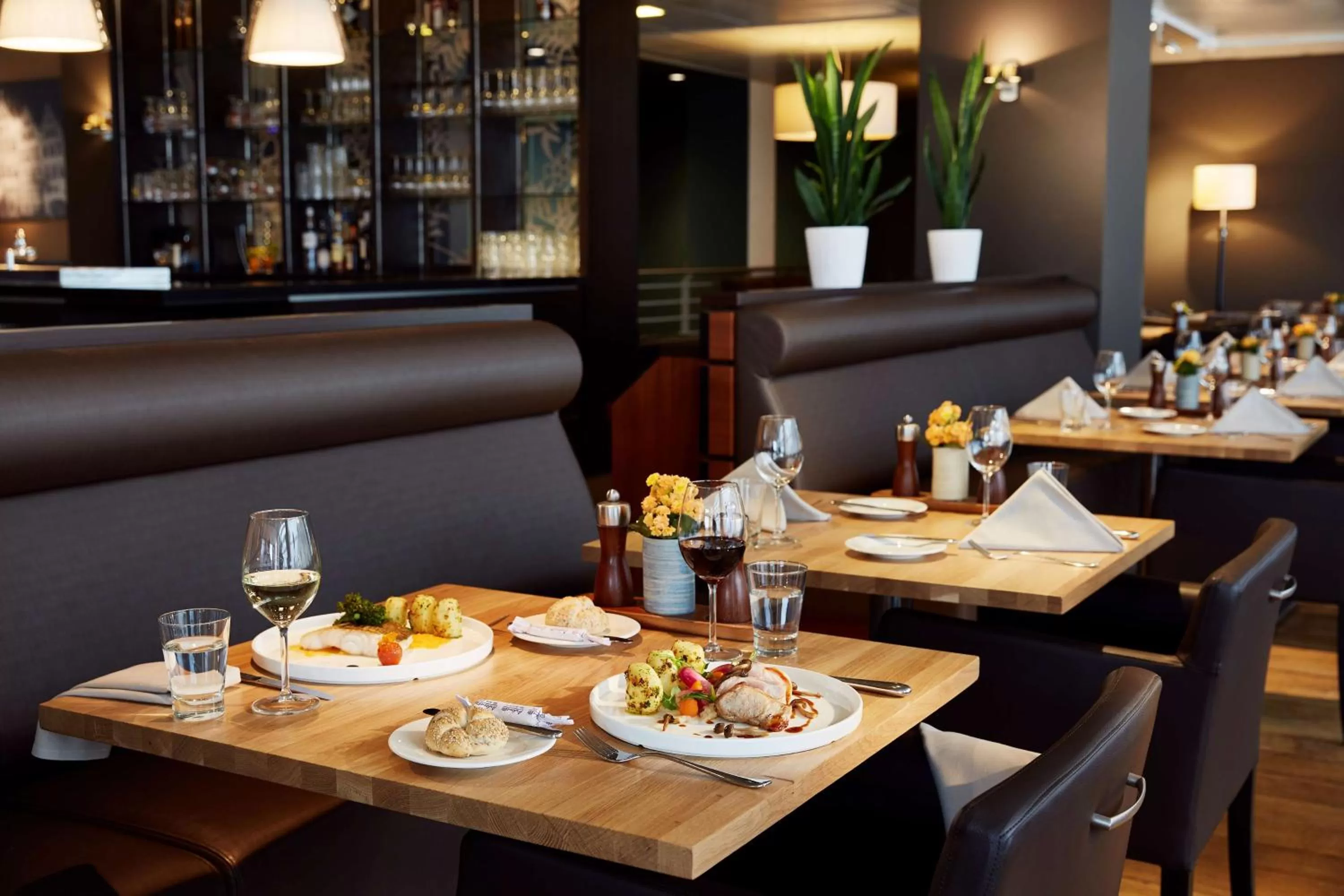 Restaurant/places to eat in Lindner Hotel Antwerp, part of JdV by Hyatt