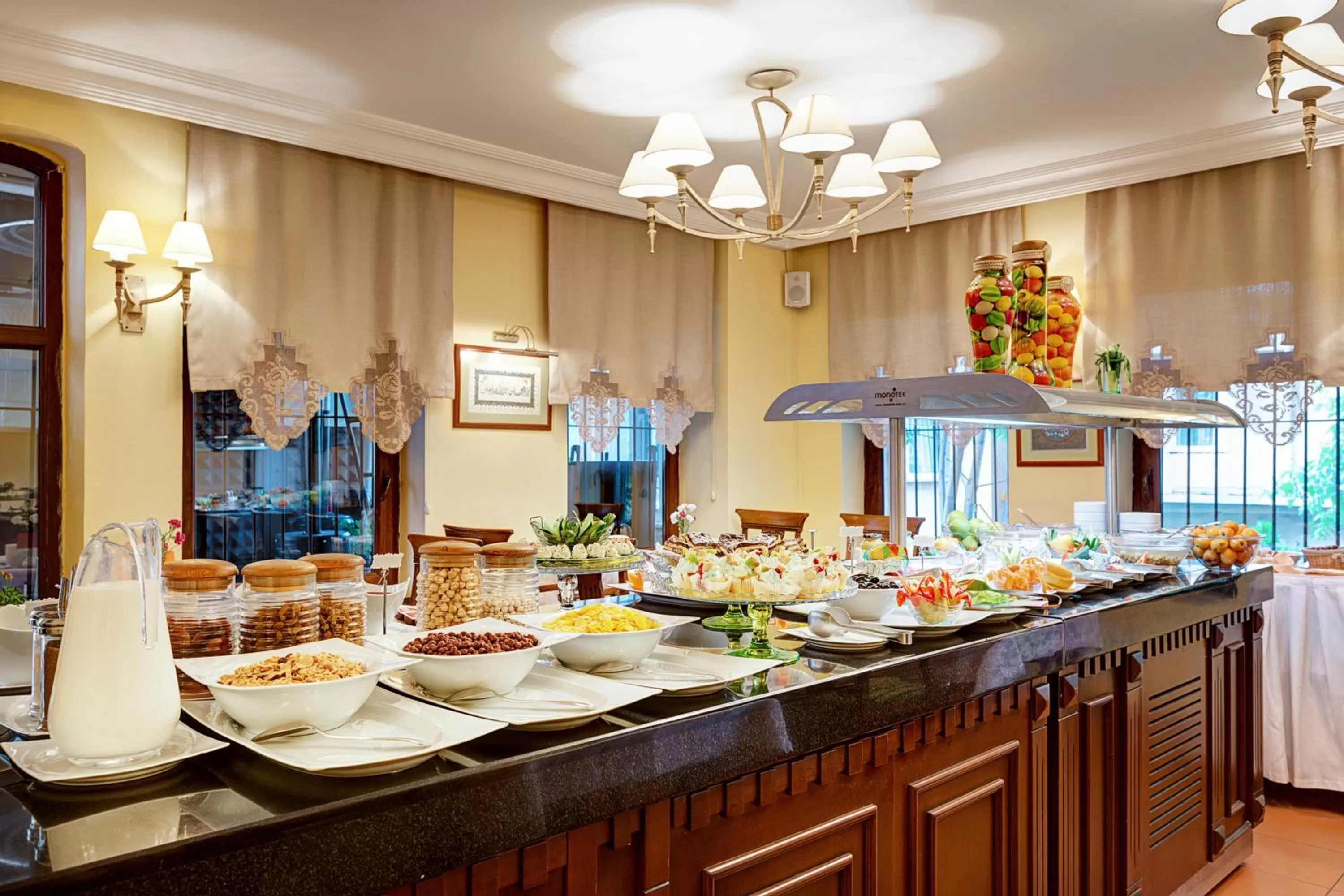 Food and drinks in Arena Hotel - Special Class