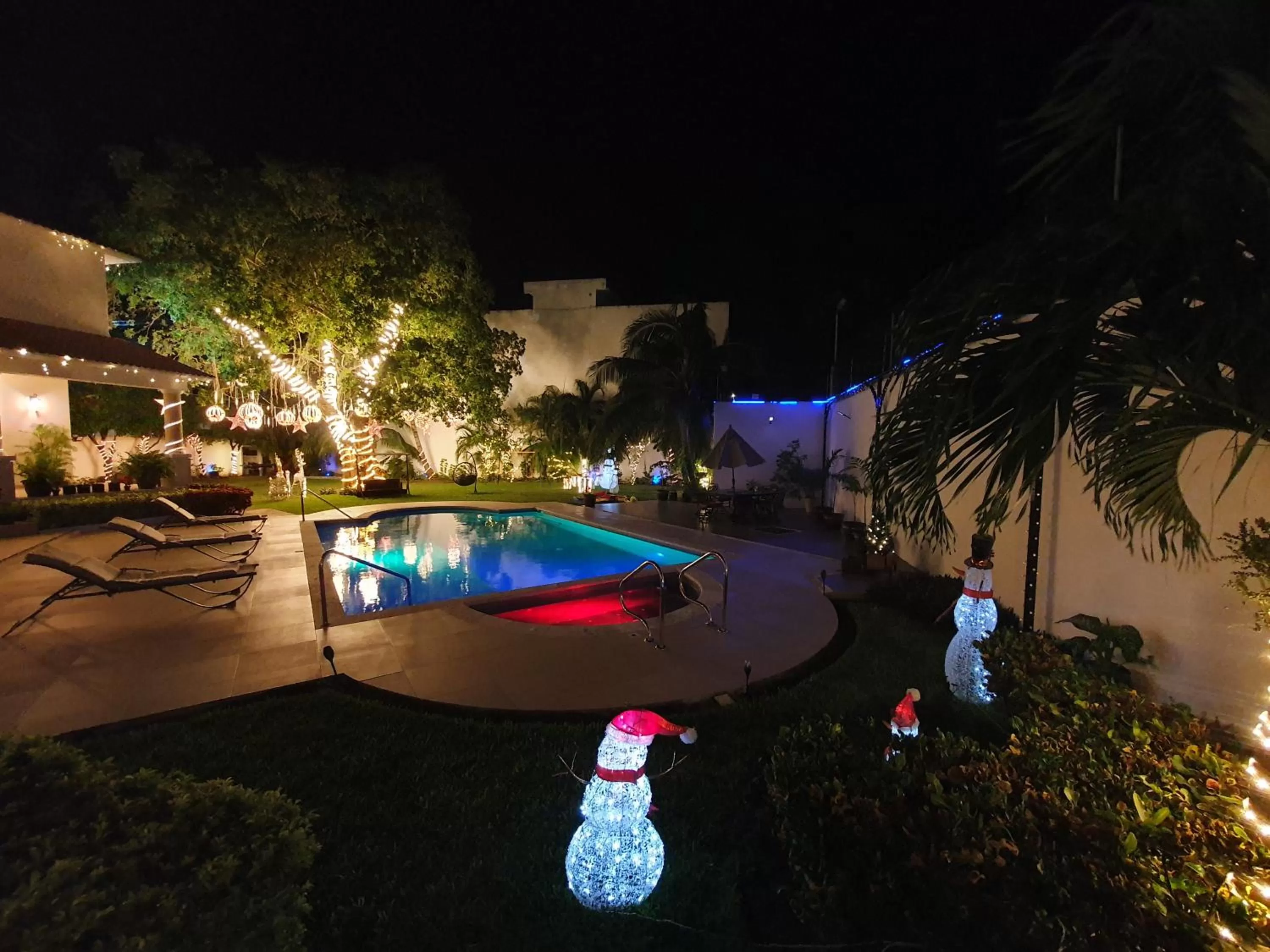 Night in Villa Segovia Cozumel