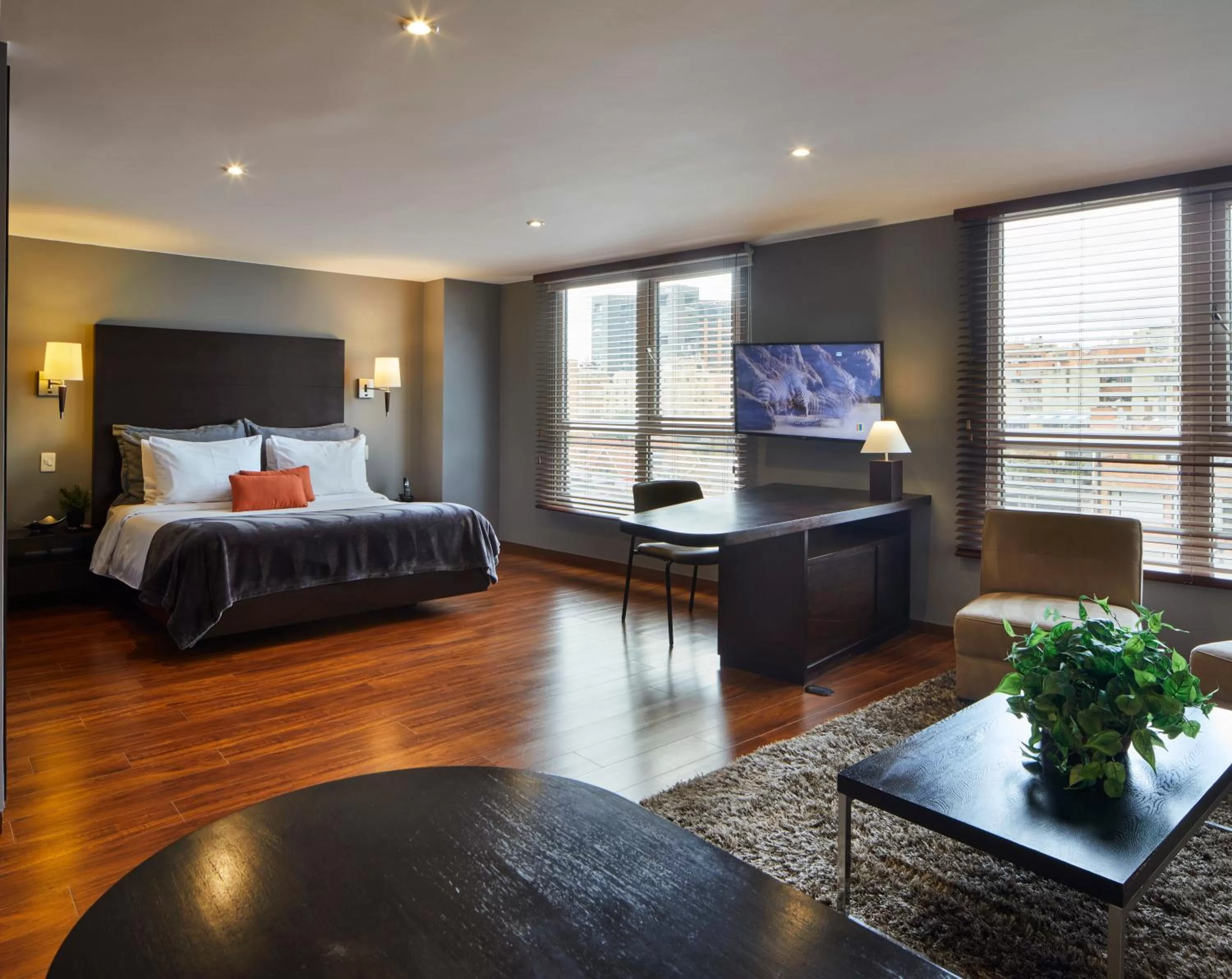 Photo of the whole room, Bed in Nico Apartasuites