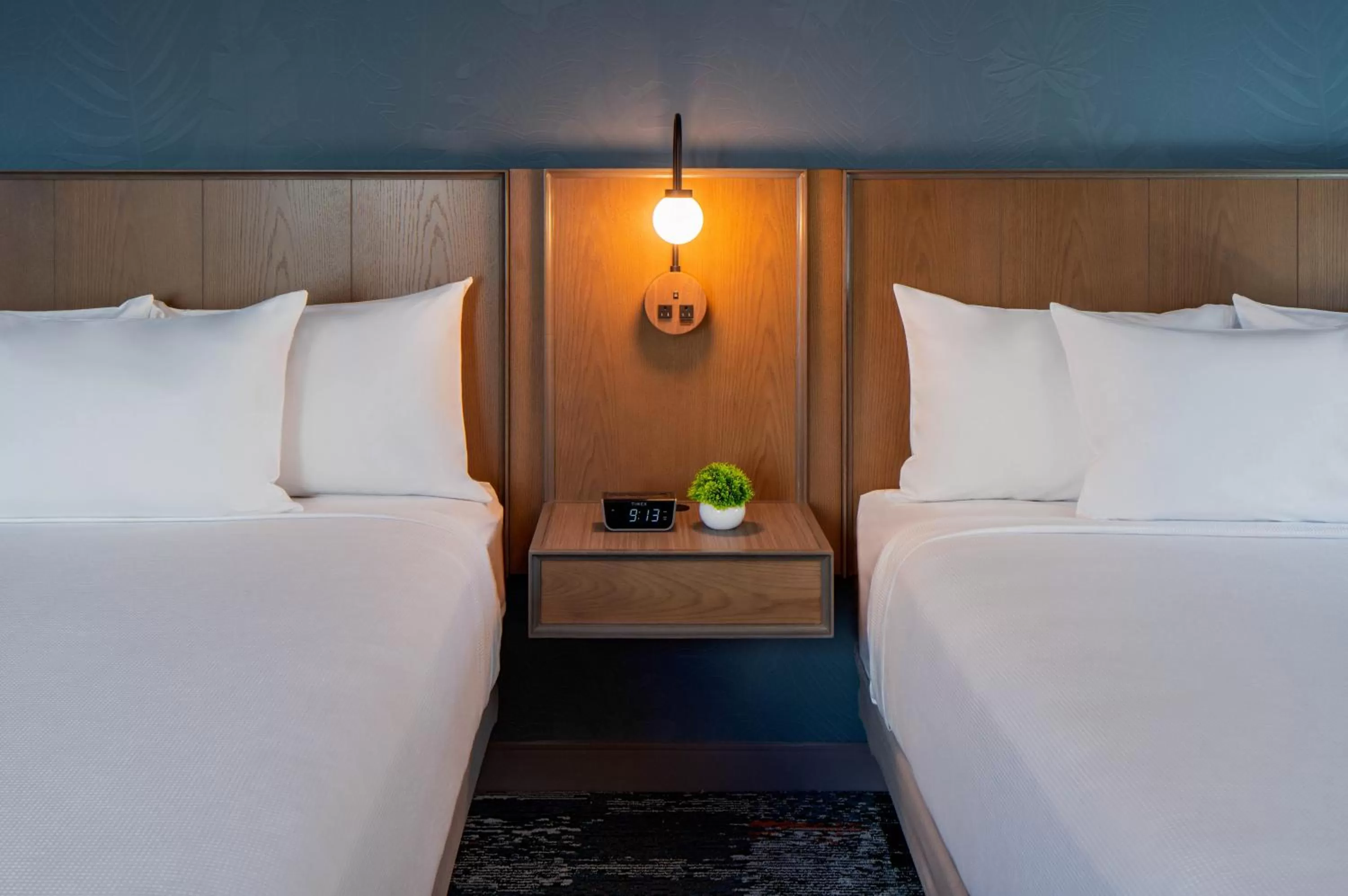 Property building, Bed in Hyatt Place Tampa Downtown