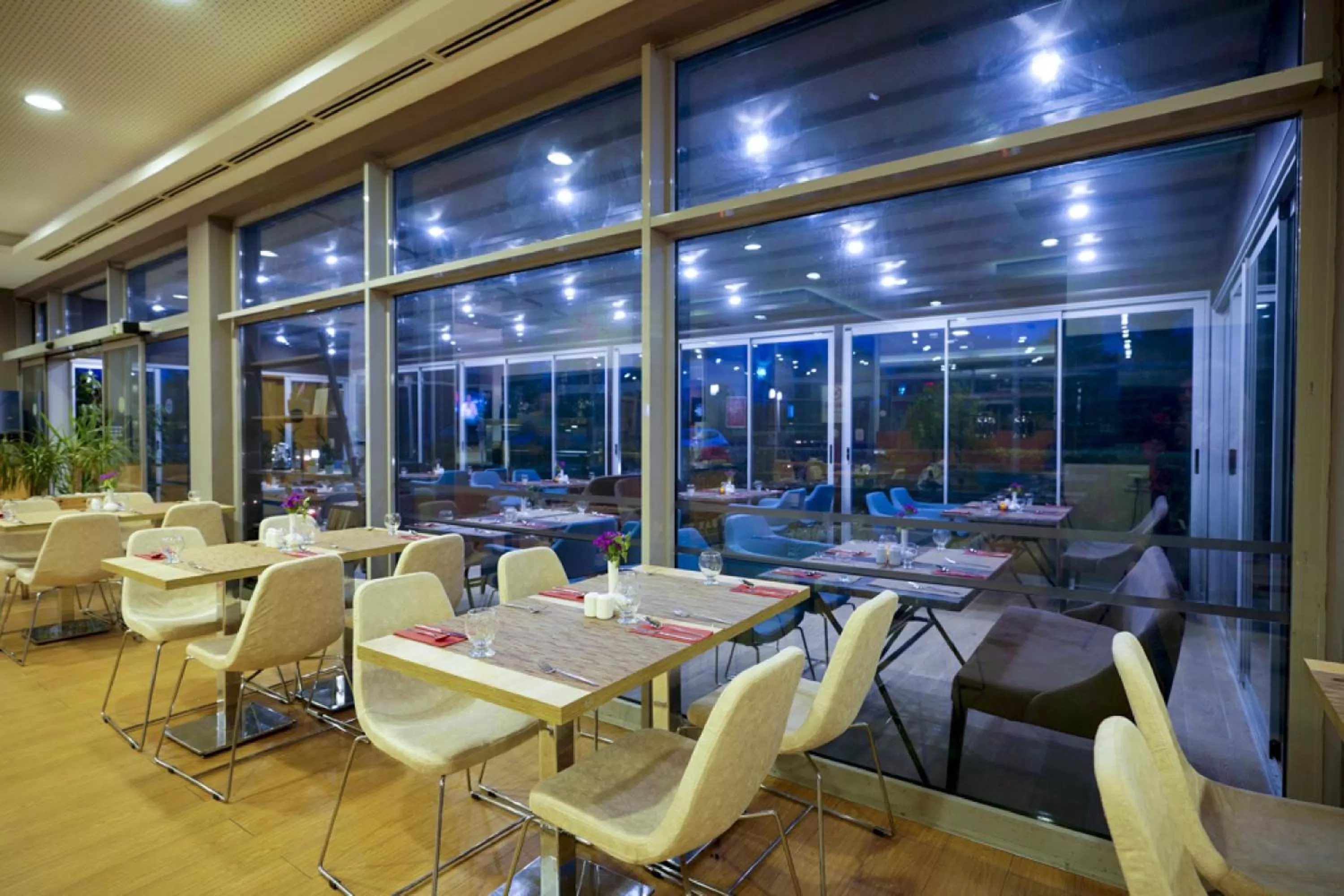 Restaurant/places to eat in Ibis Bursa