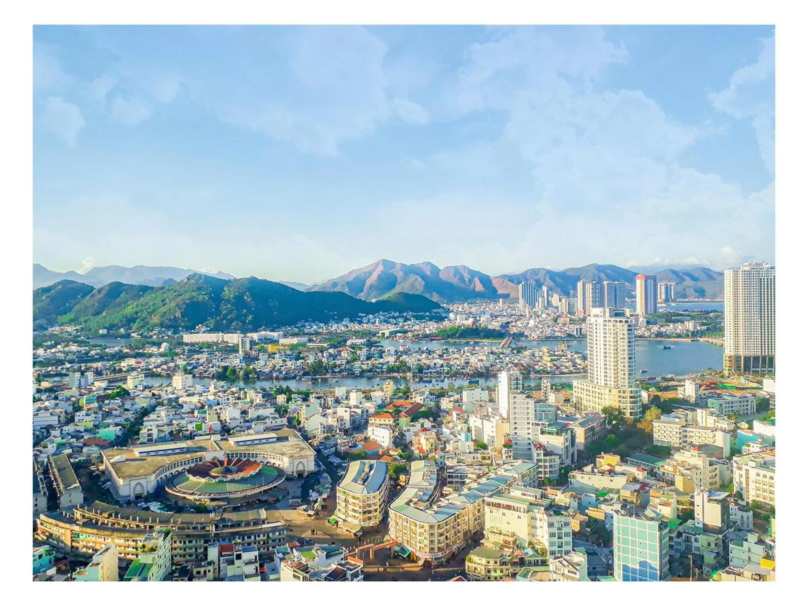 Nearby landmark in DQua Hotel