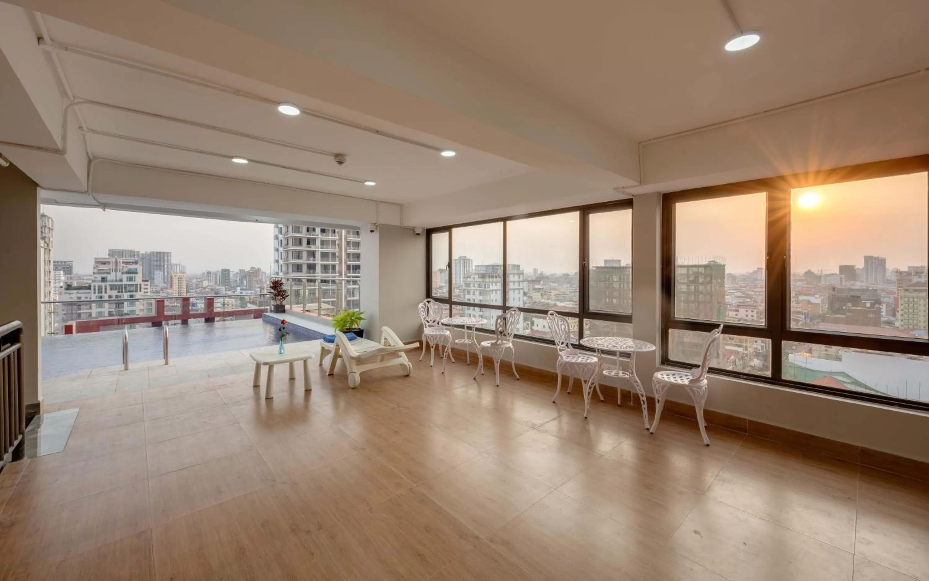 Swimming pool in SOHO Residence
