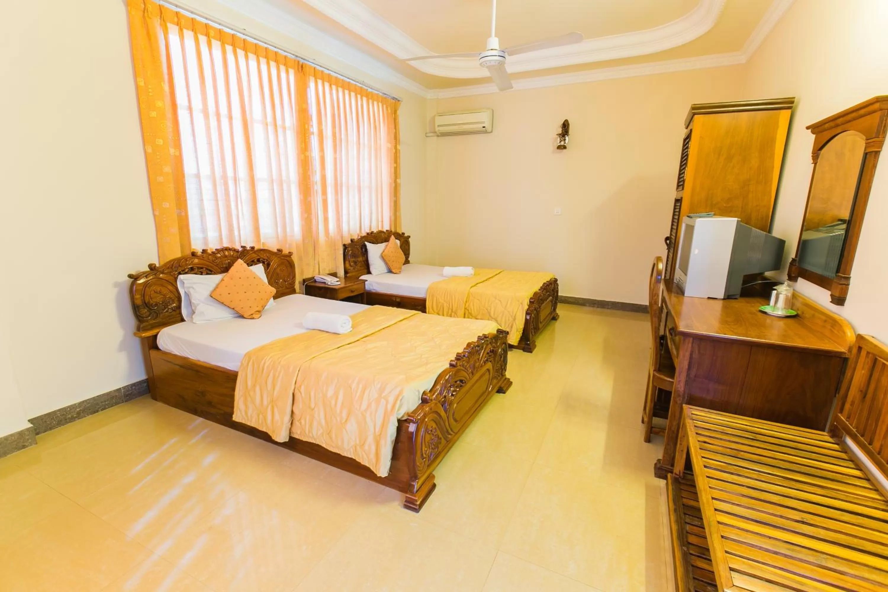 Bedroom, Bed in Star Hotel