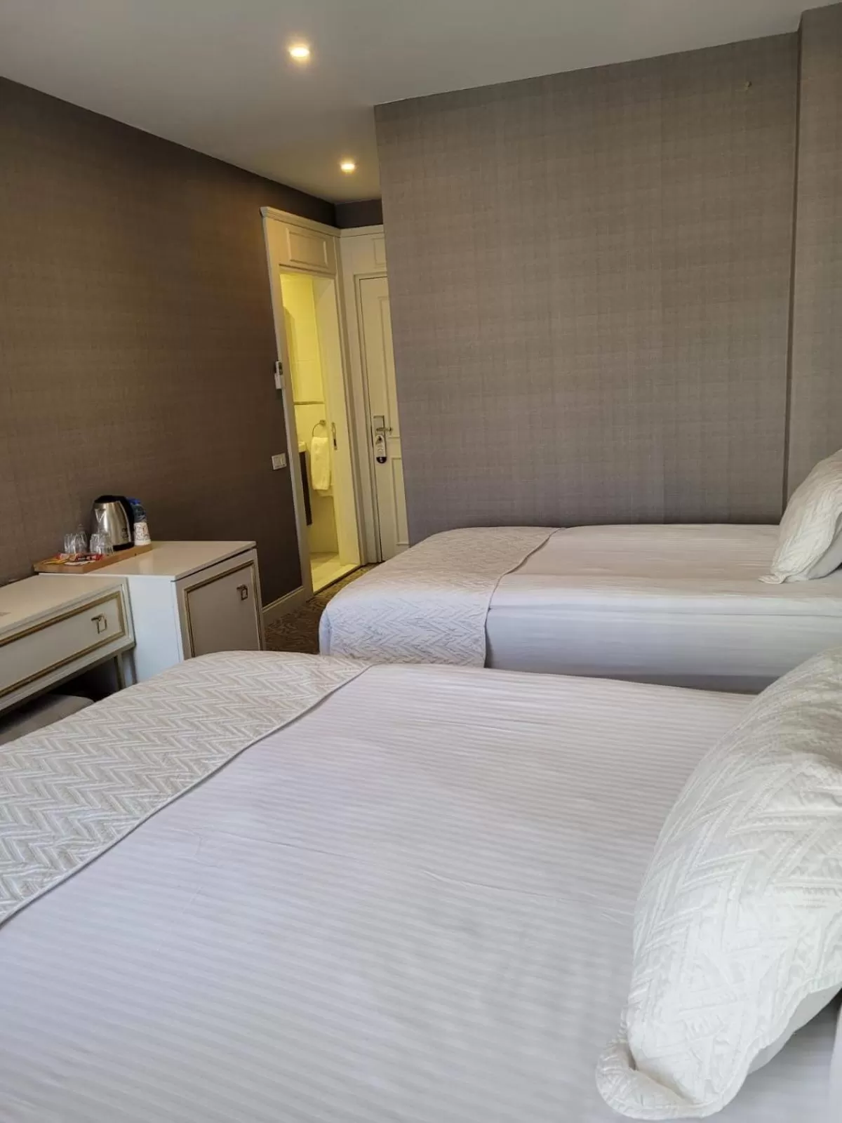 Photo of the whole room, Bed in Mr BEYAZ HOTEL