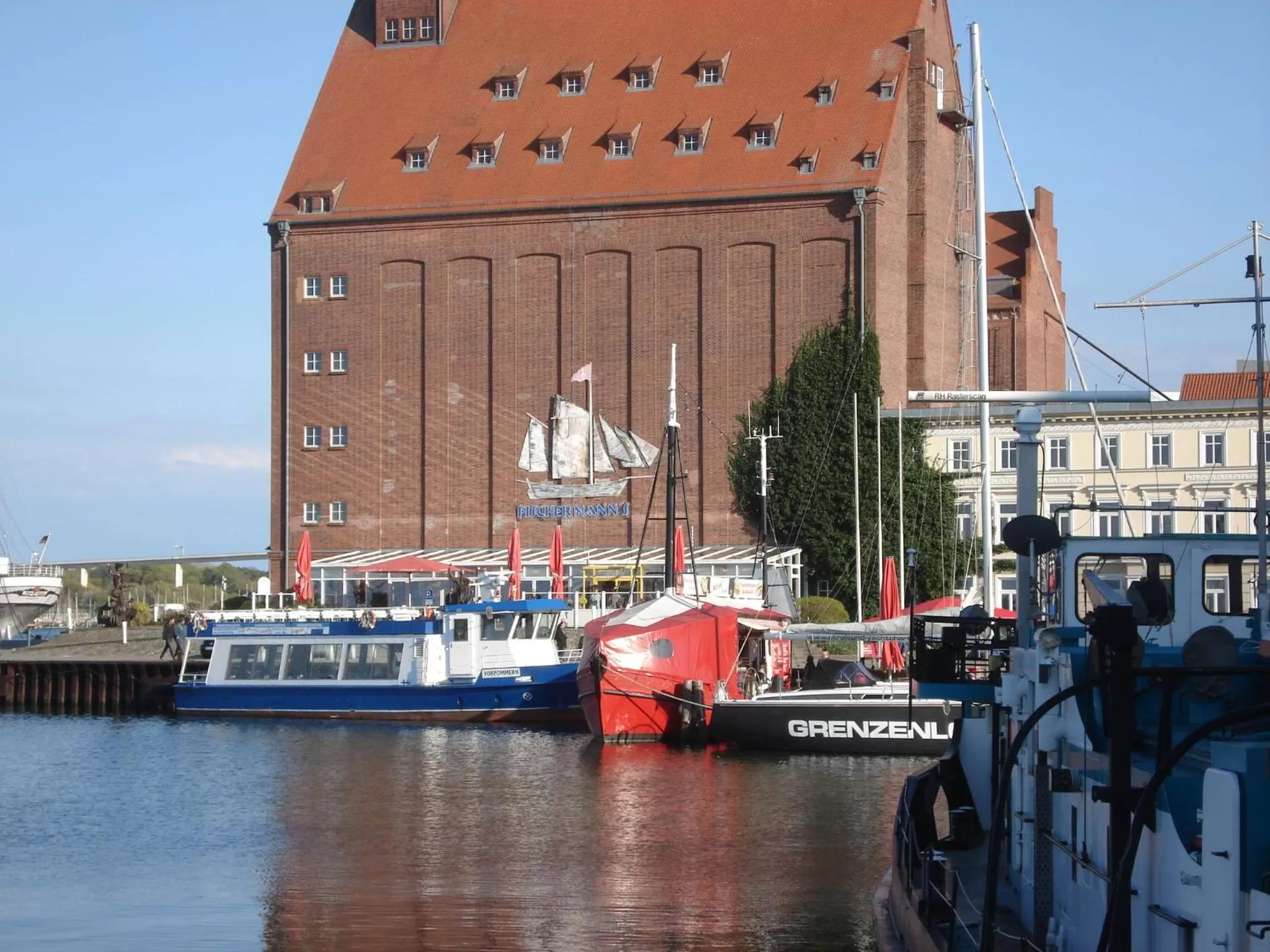 Property building in Pension Zur Fährbrücke