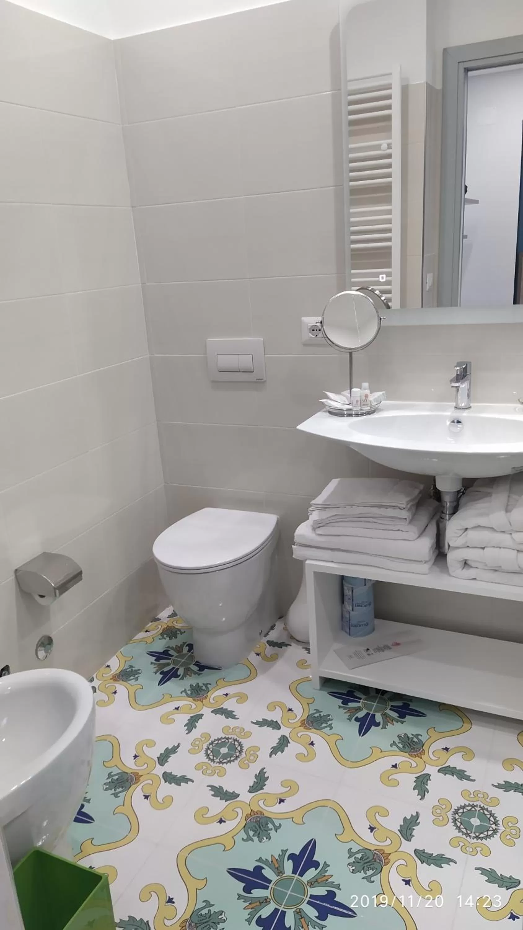 Shower in B&B La Stazione