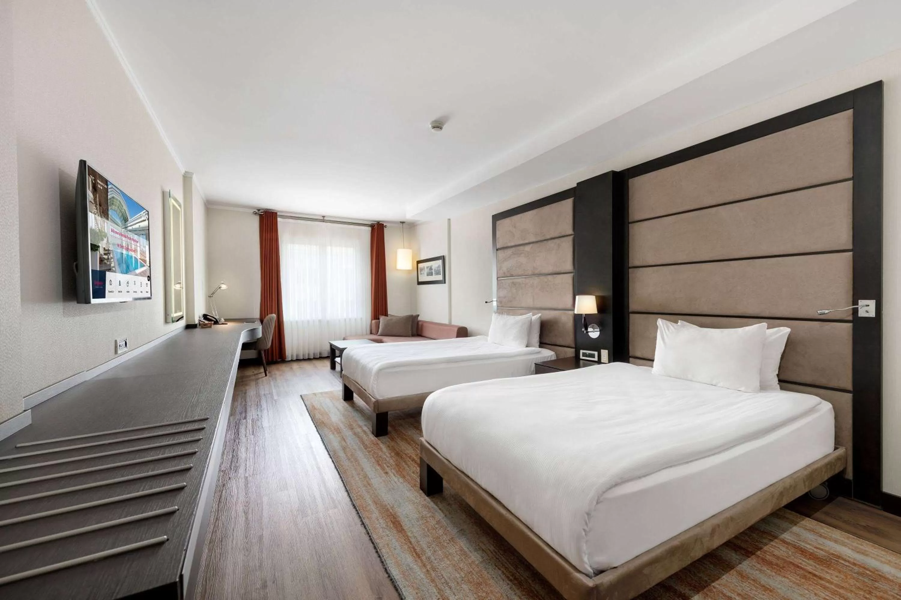 Photo of the whole room, Bed in Ramada Plaza By Wyndham Istanbul City Center