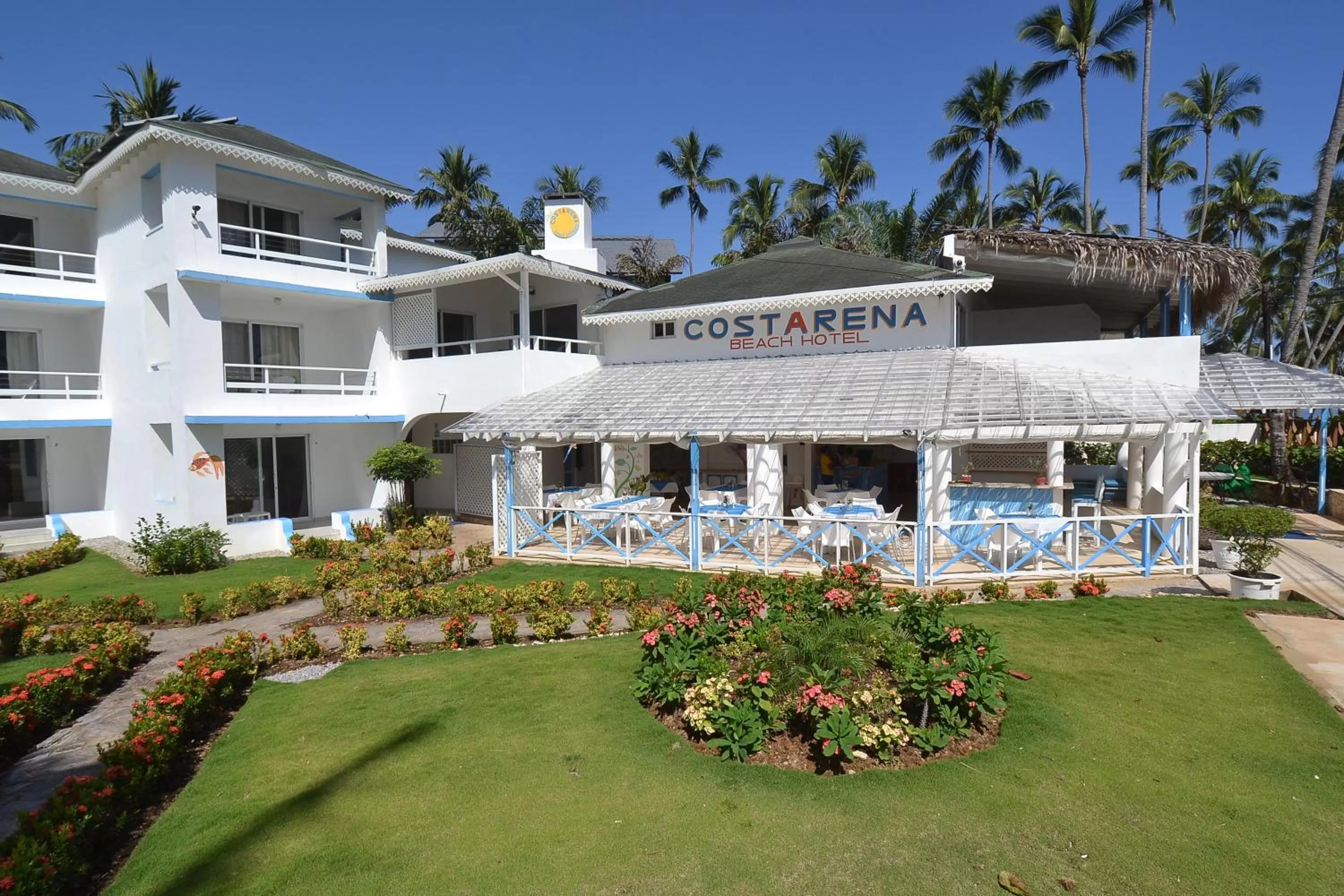 Property building in Costarena Beach Hotel