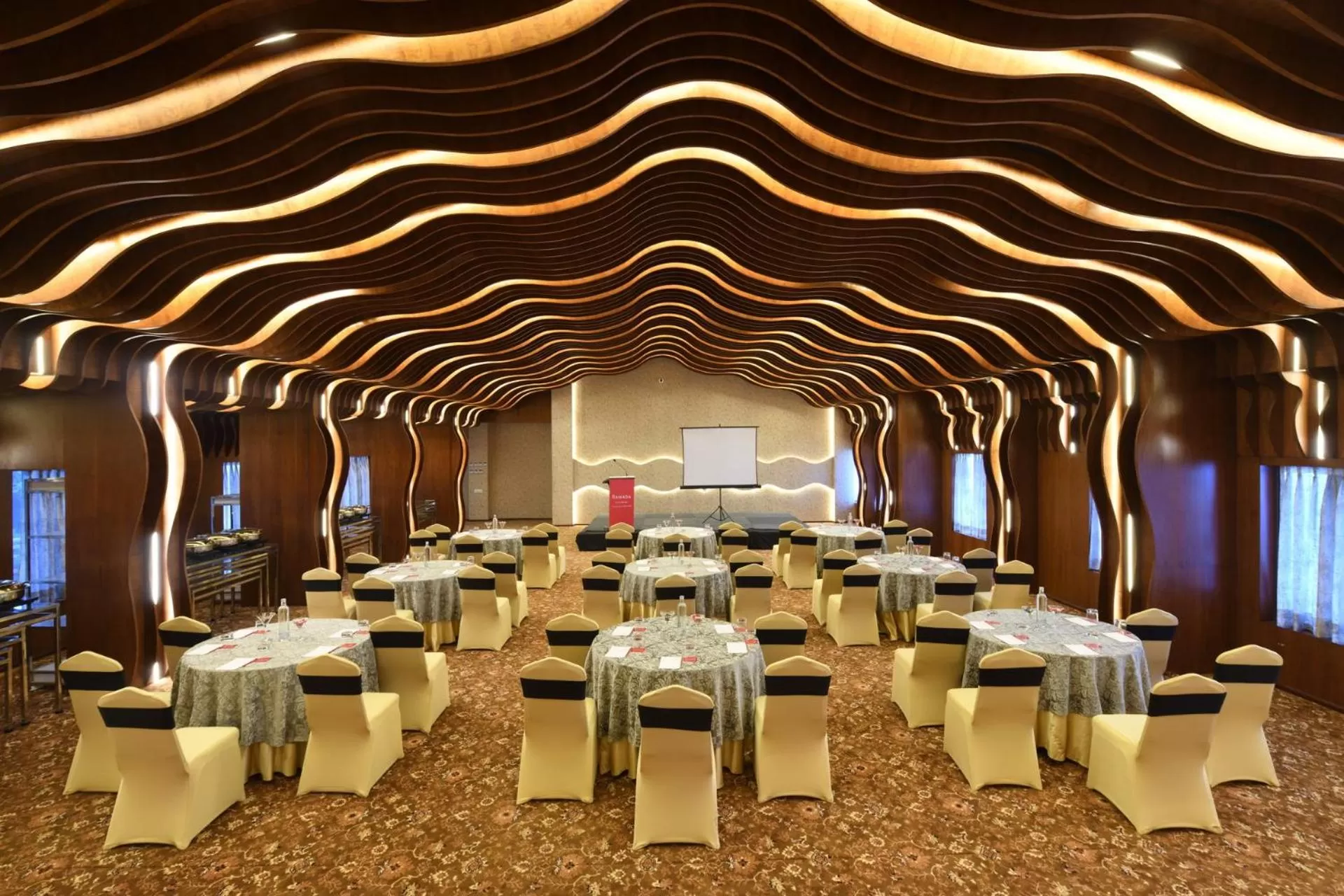 Ramada by Wyndham Gangtok Hotel & Casino Golden