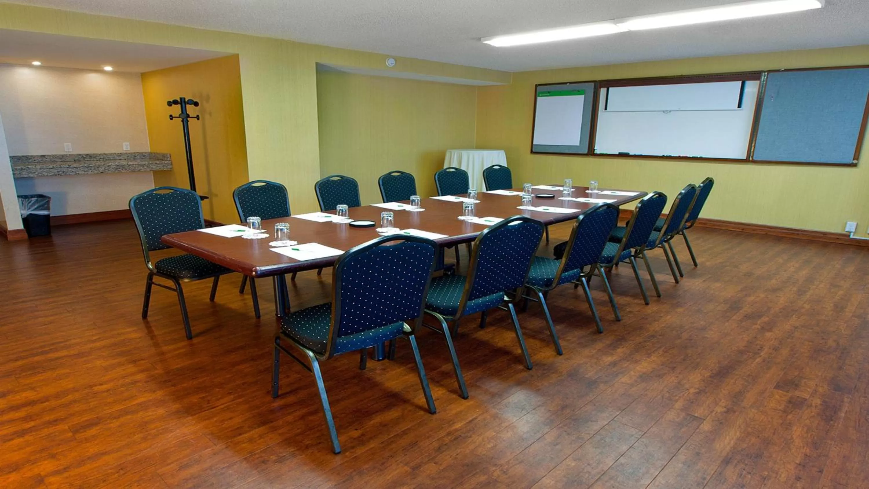 Meeting/conference room in Buffalo Airport Hotel