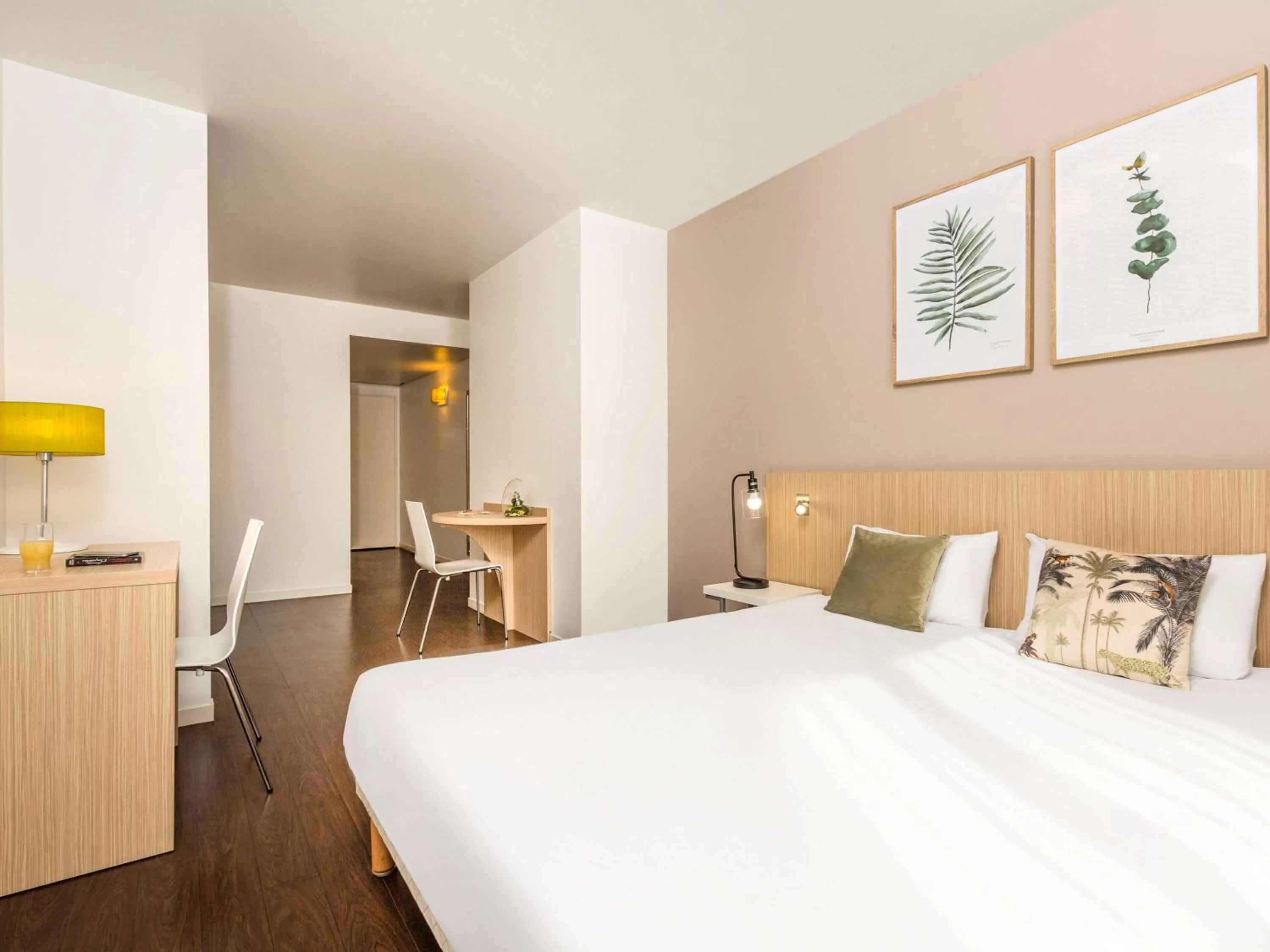 Photo of the whole room, Bed in Aparthotel Adagio Access Paris Reuilly