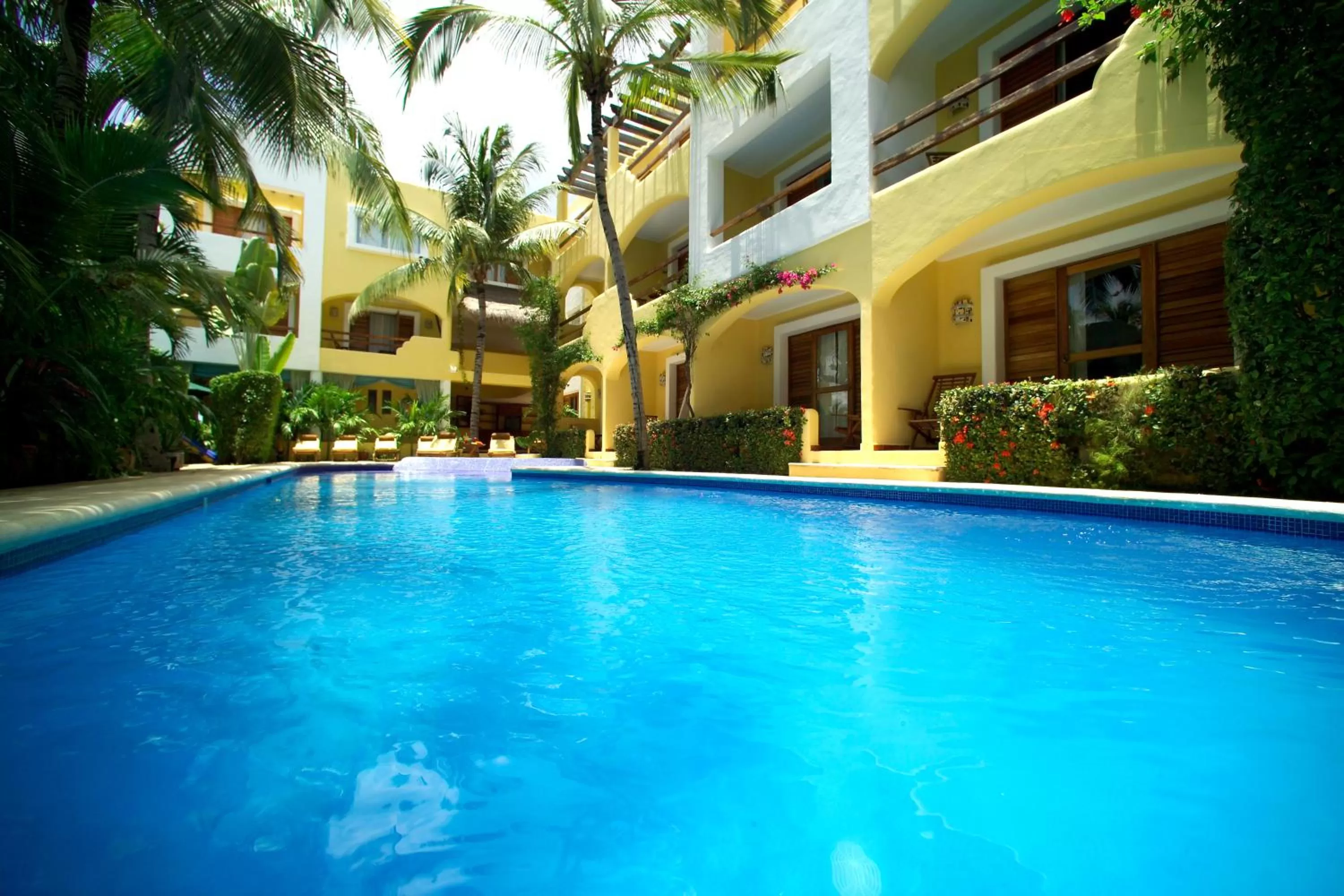 Swimming pool in Hotel Riviera Caribe Maya