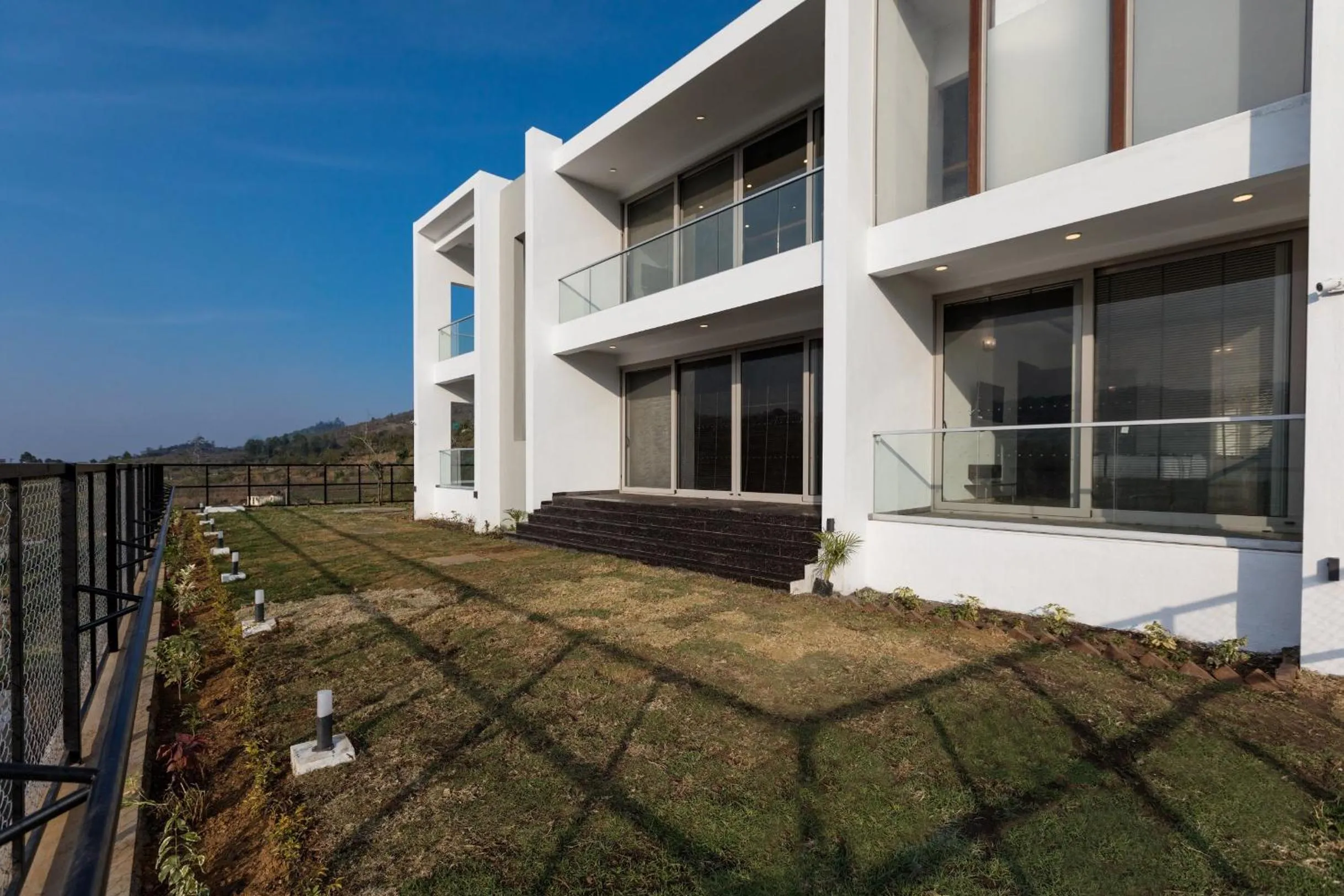 Property building in Silver Mist