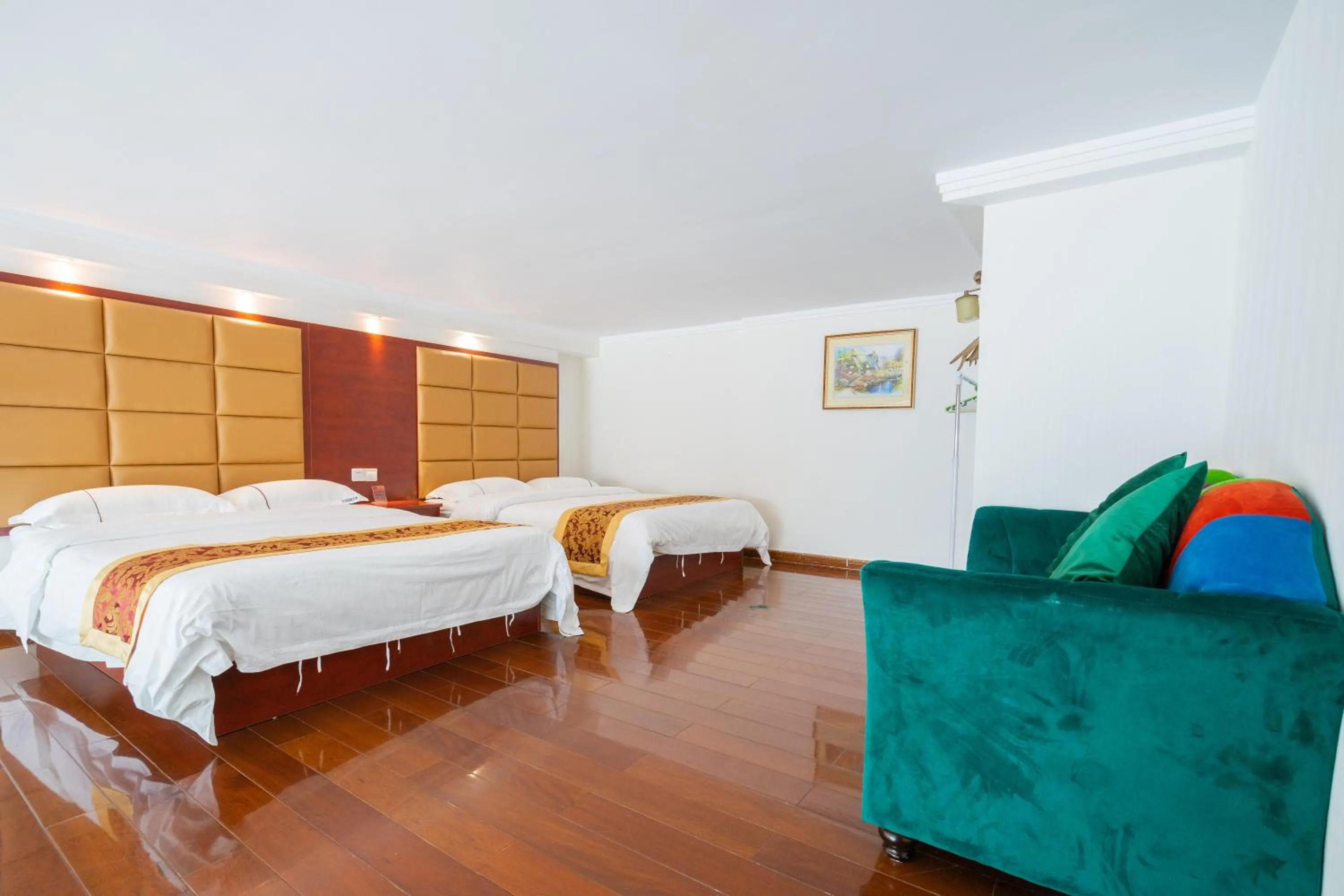 Photo of the whole room, Bed in Guangzhou Hakka Apartment Beijing Road