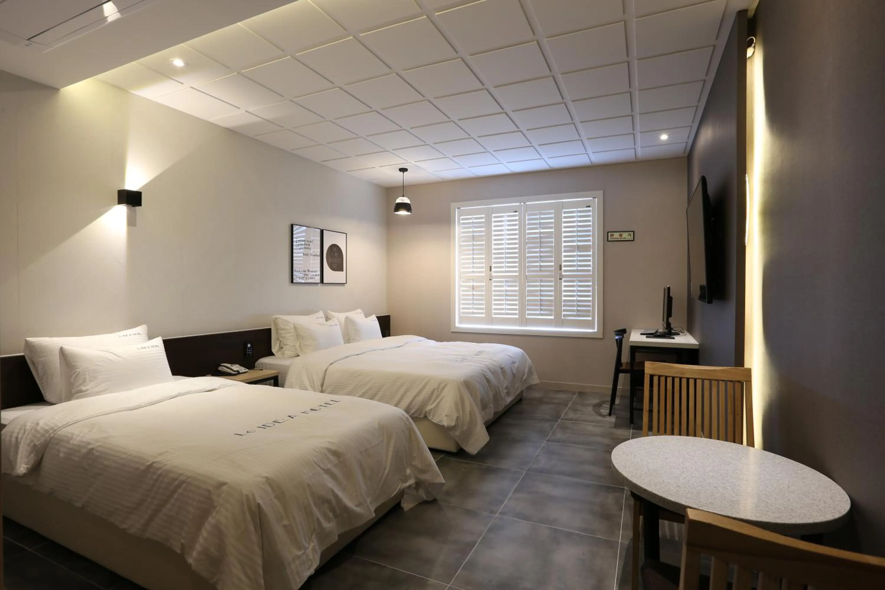 Decorative detail, Bed in Le Idea Hotel Busan Station