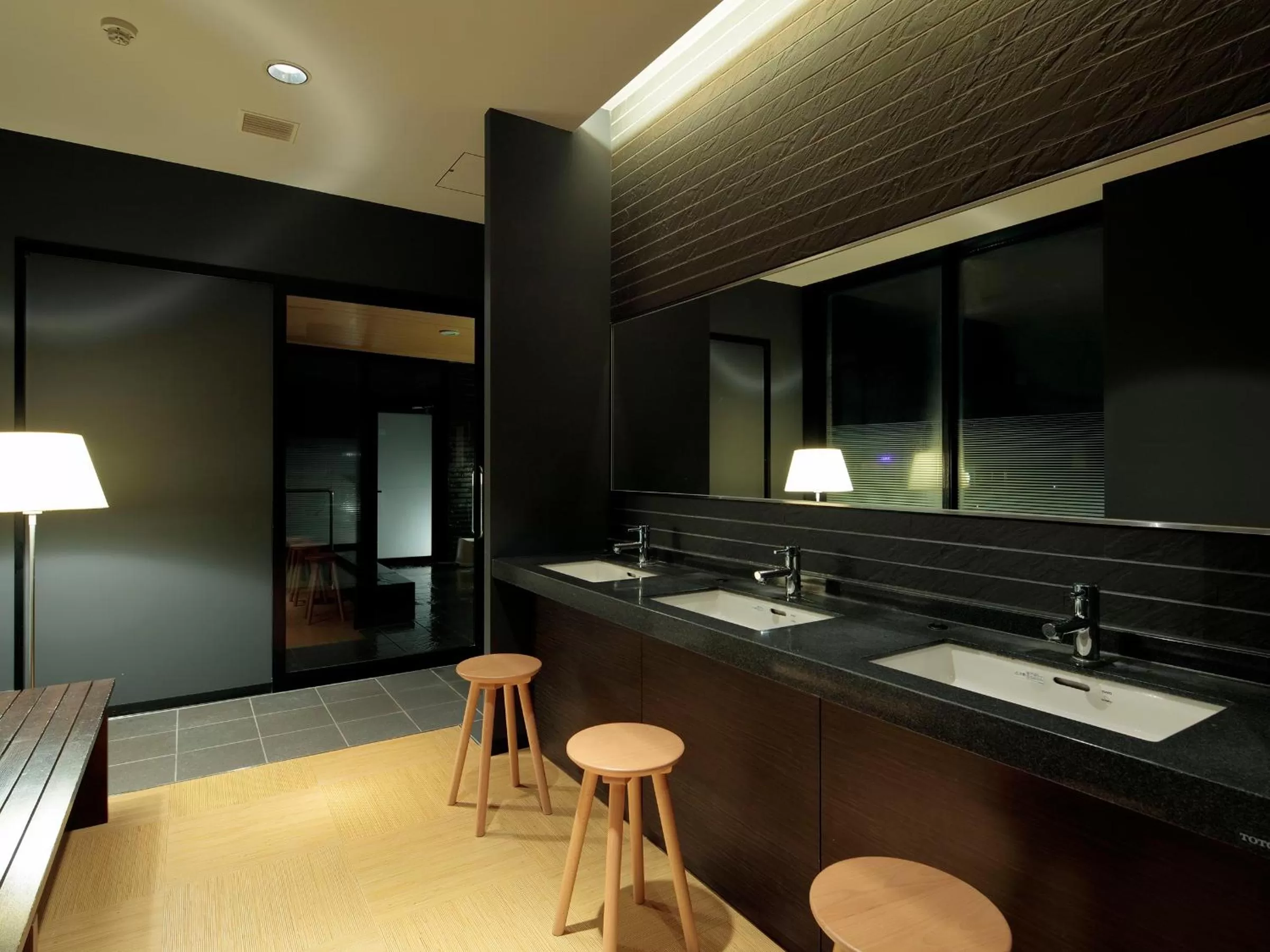 Public Bath in Candeo Hotels Kameyama