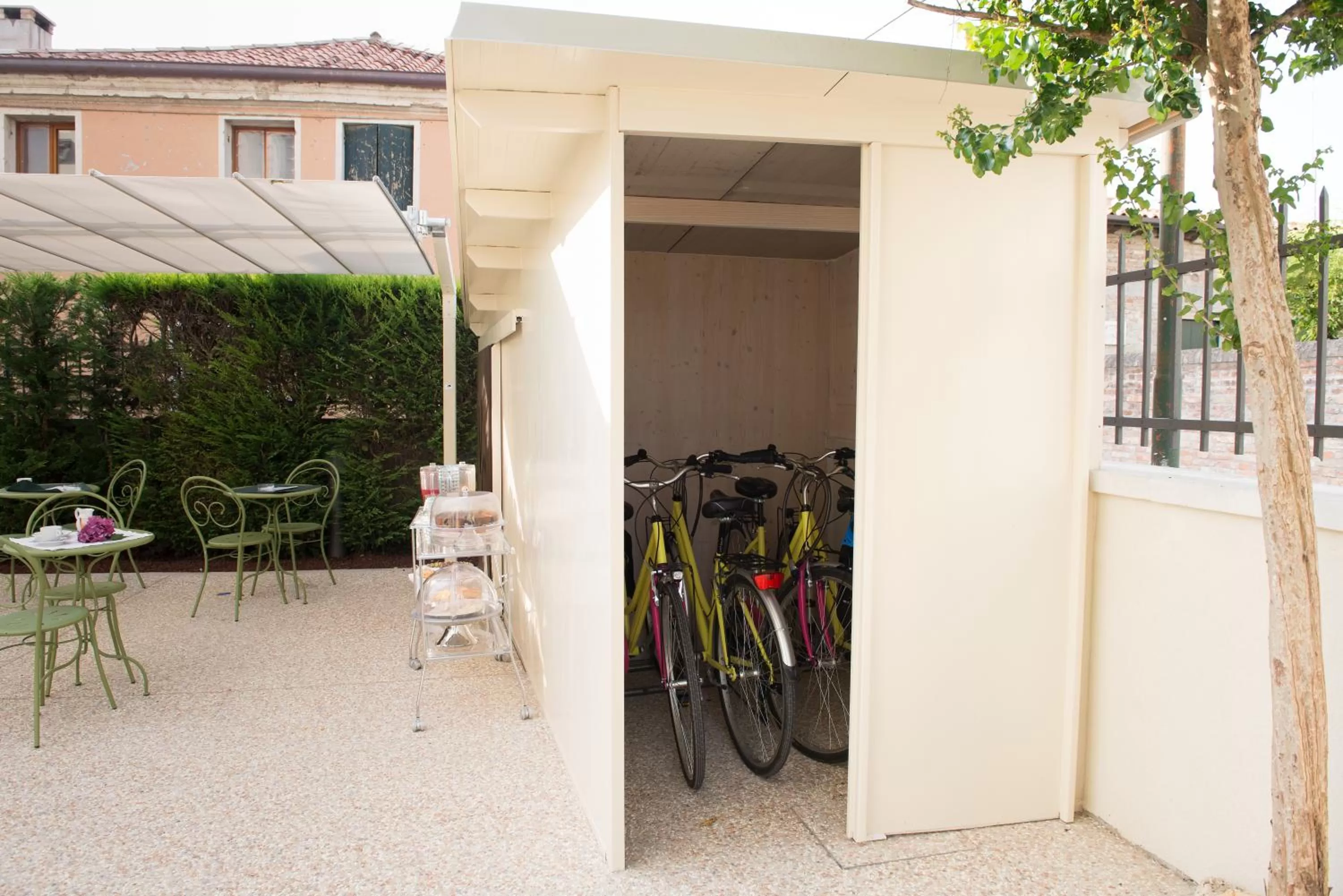 Day in Villa Gasparini