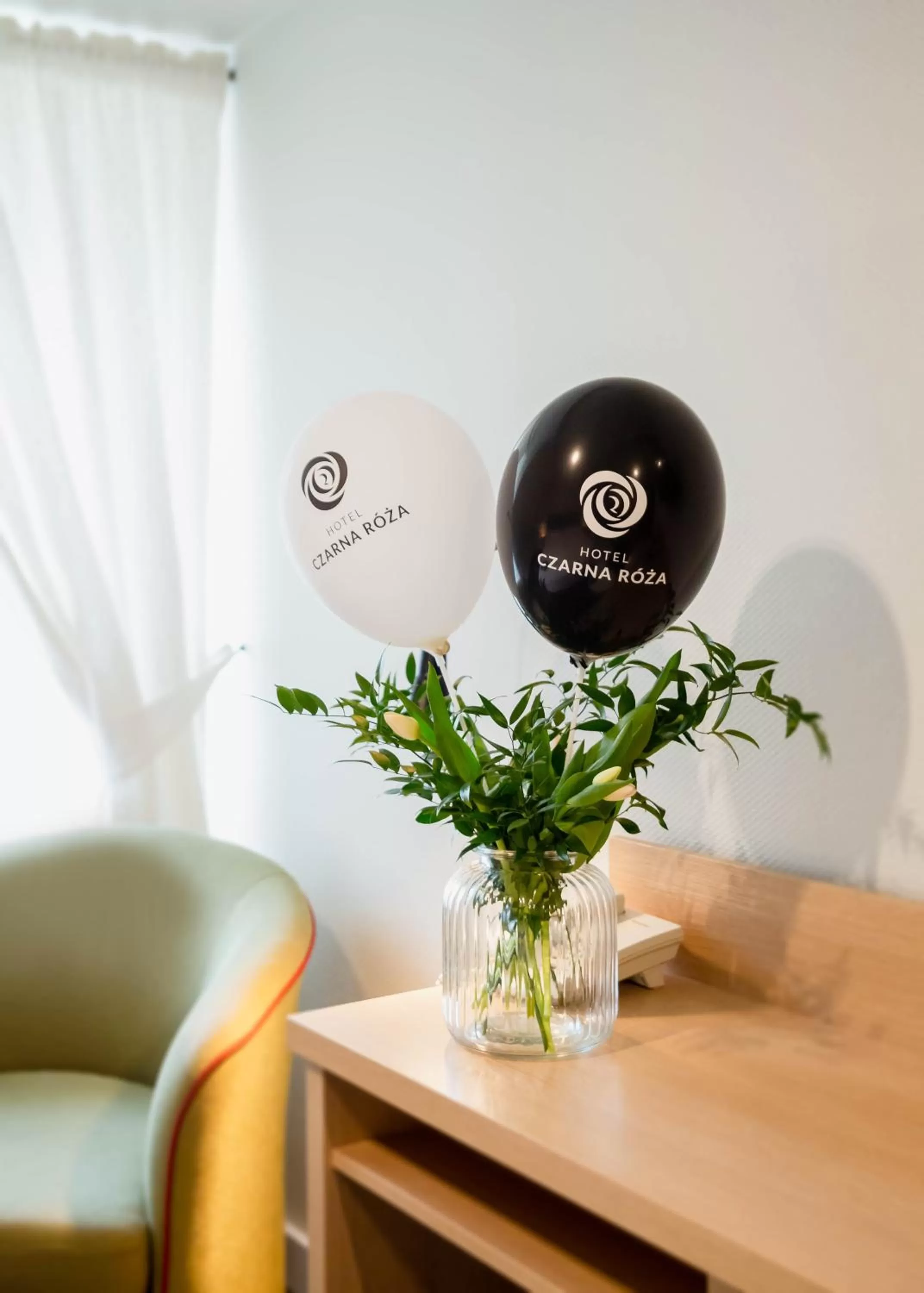 Property logo or sign in Hotel Czarna Róża